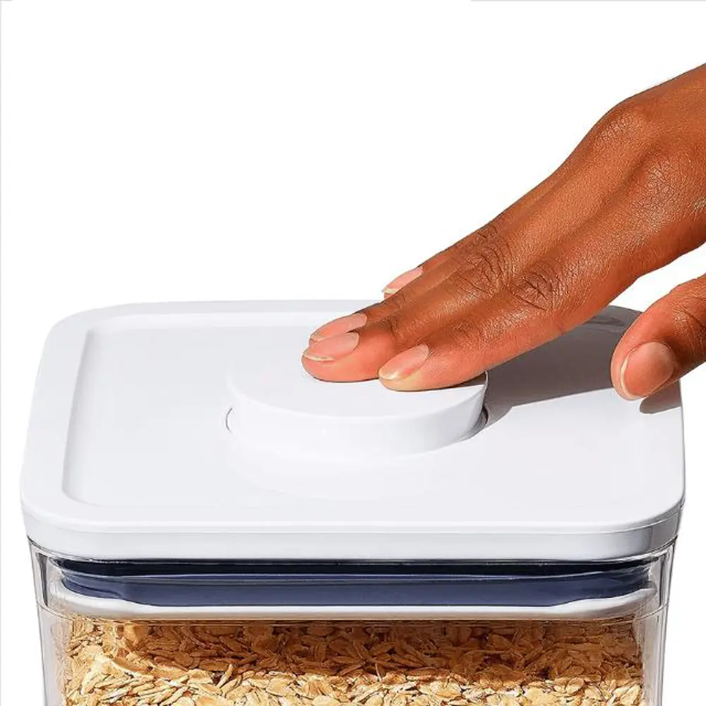 Oxo 11234000 GG Pop Container Kare Saklama Kabı 1 Litre Oxo 11234000 GG Pop Container Kare Saklama Kabı 1 Litre