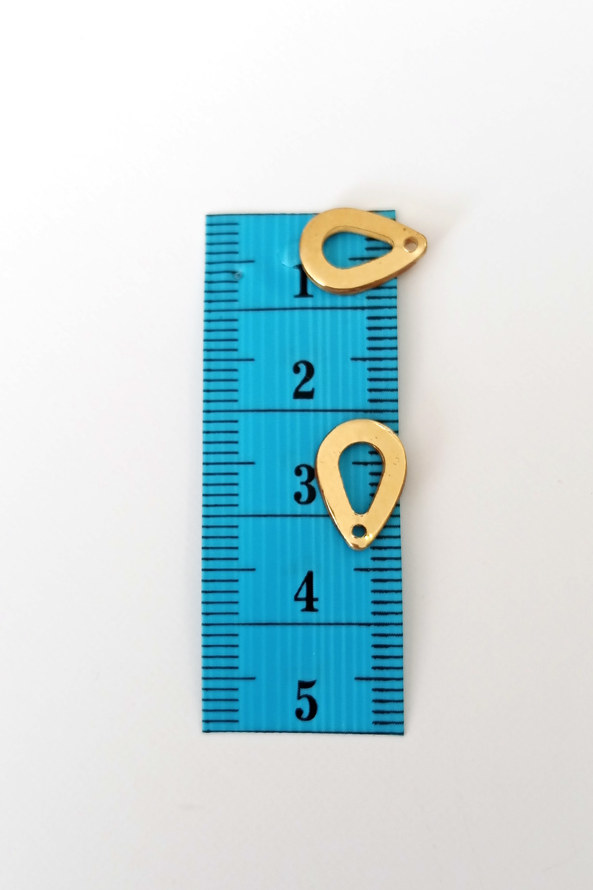 Just Cheap Store Oya Abiye Bileklik Kolye Pleksi Metalik Plastik Pul Altın Renk 24