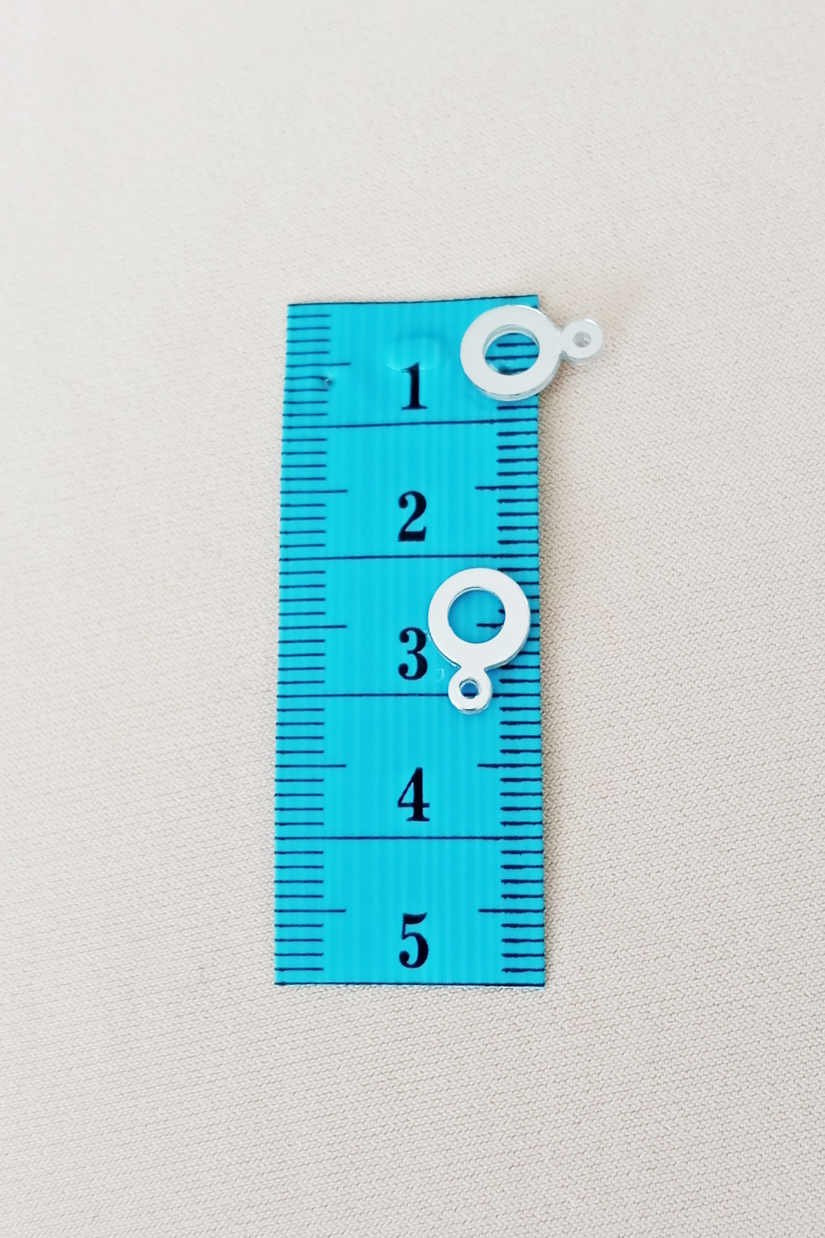 Oya Abiye Bileklik Kolye Pleksi Metalik Plastik Pul Gümüş Renk 24