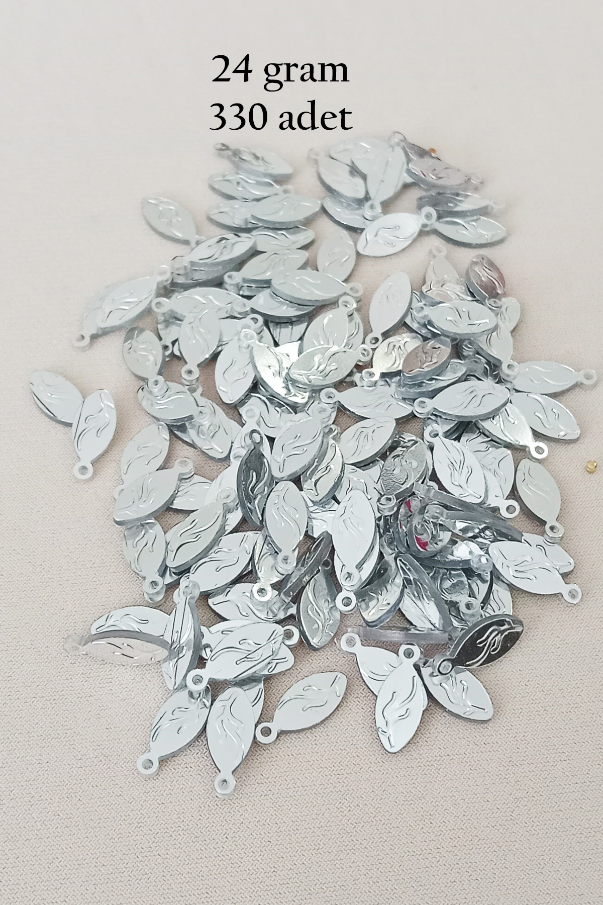 Oya Abiye Bileklik Kolye Pleksi Metalik Plastik Pul Gümüş Renk 24