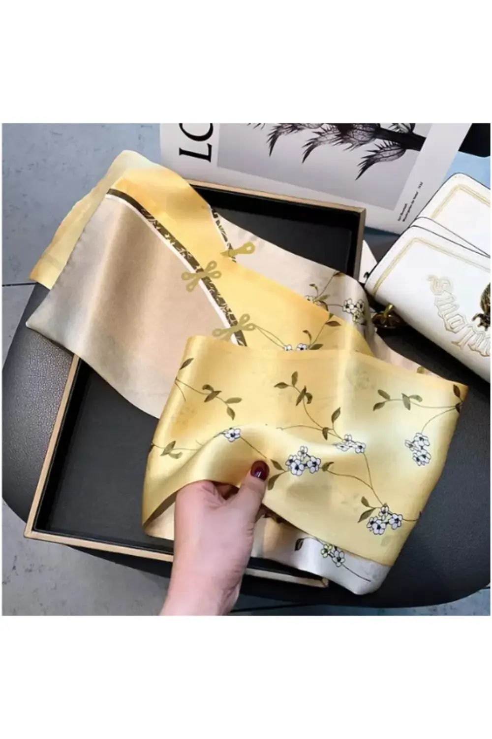 Özel Desenli Atkılar Sarı Çiçek Desenli