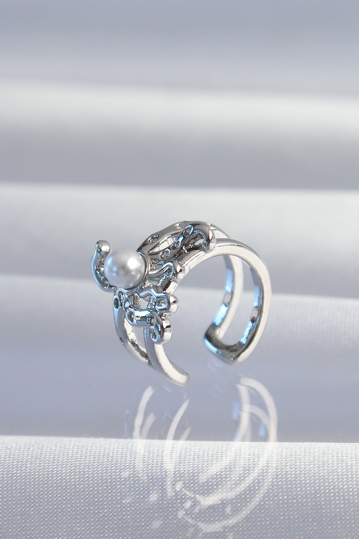 Özel Seri Pirinç Gümüş Renk İncili Ahtapot Earcuff Küpe
