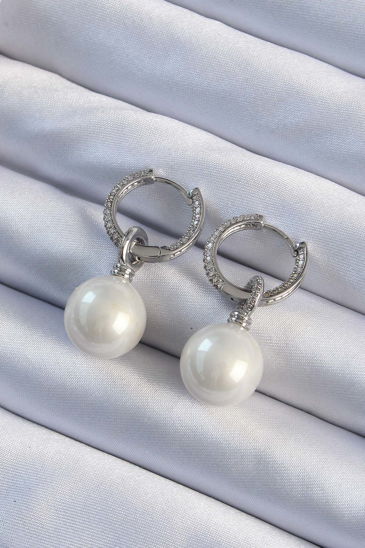 Özel Seri Pirinç Gümüş Renk Zirkon Taş Kaplama İnci Tasarımlı Kad