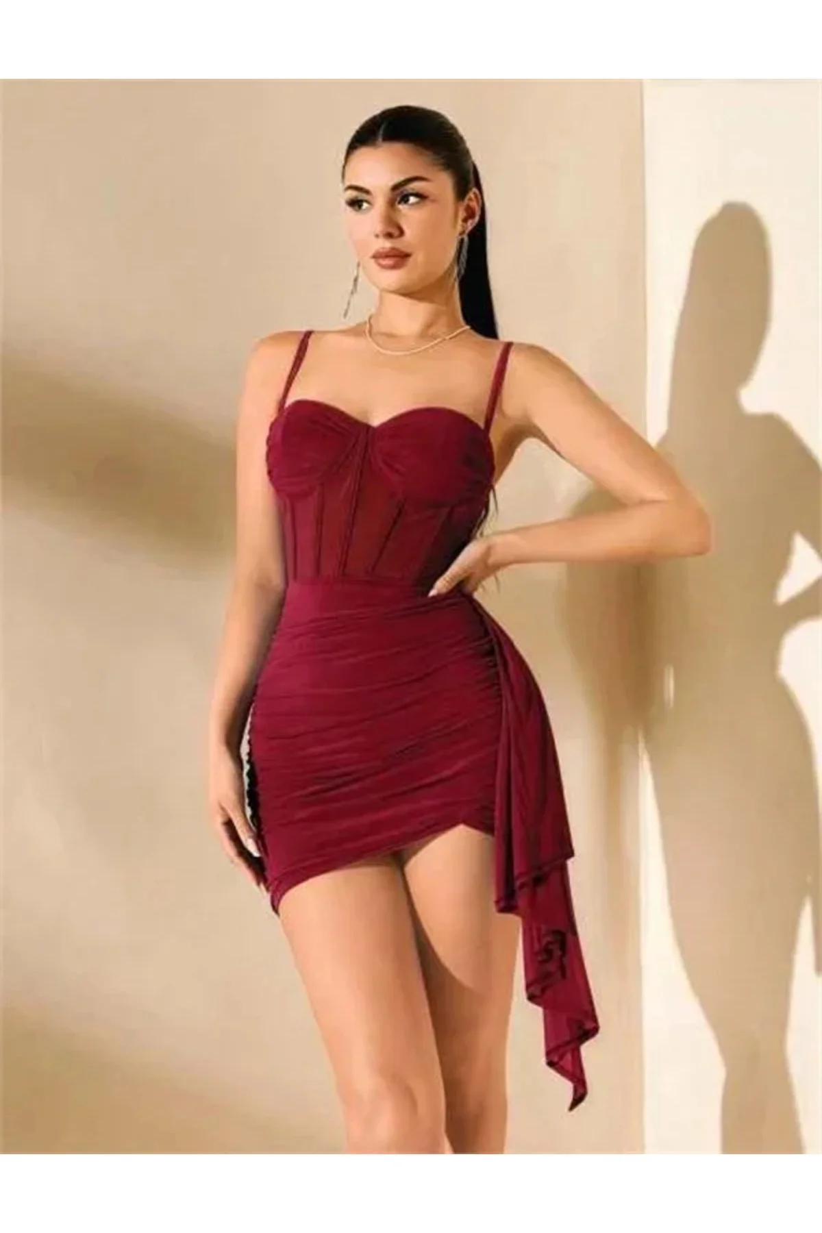 Özel Şık Tasarım Bordo Korse Görünümlü Mini Club Elbisesi