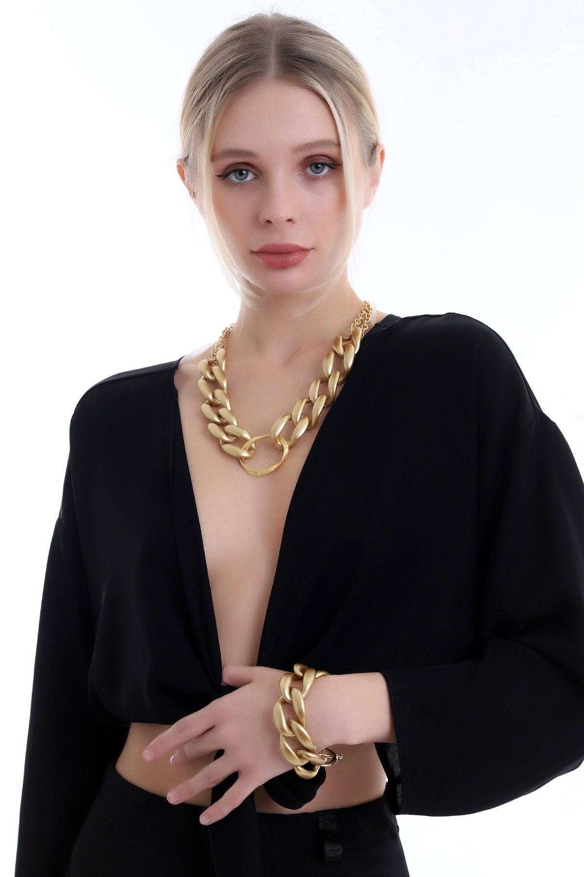 Dreamlike Özel Tasarım Cool And Chic Mat Altın Tonu Kolye Ve Bileklik Seti