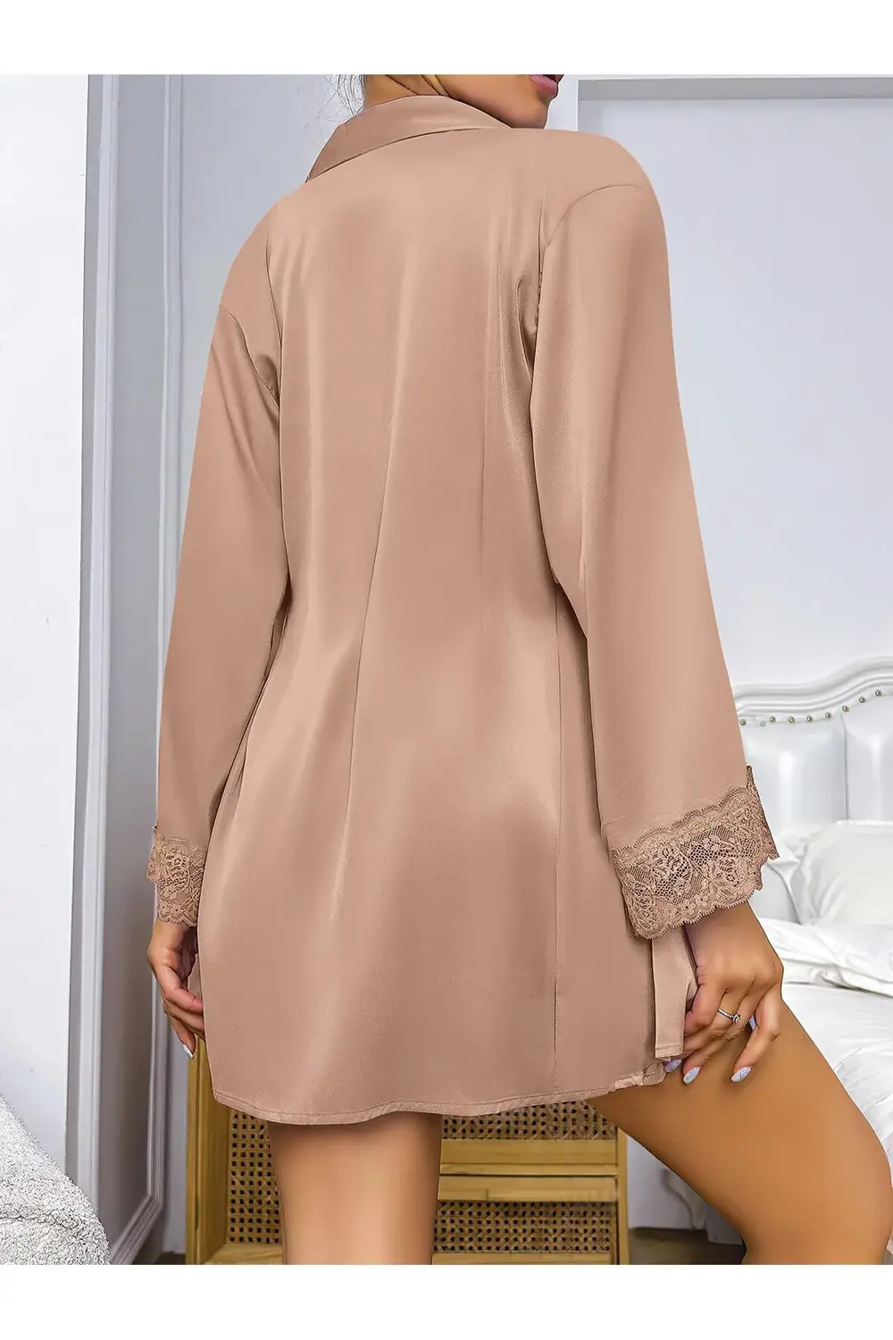 Özel Tasarım Dantel İşlemeli Şık Göğüs Dekolteli Sabahlıklı 2'li