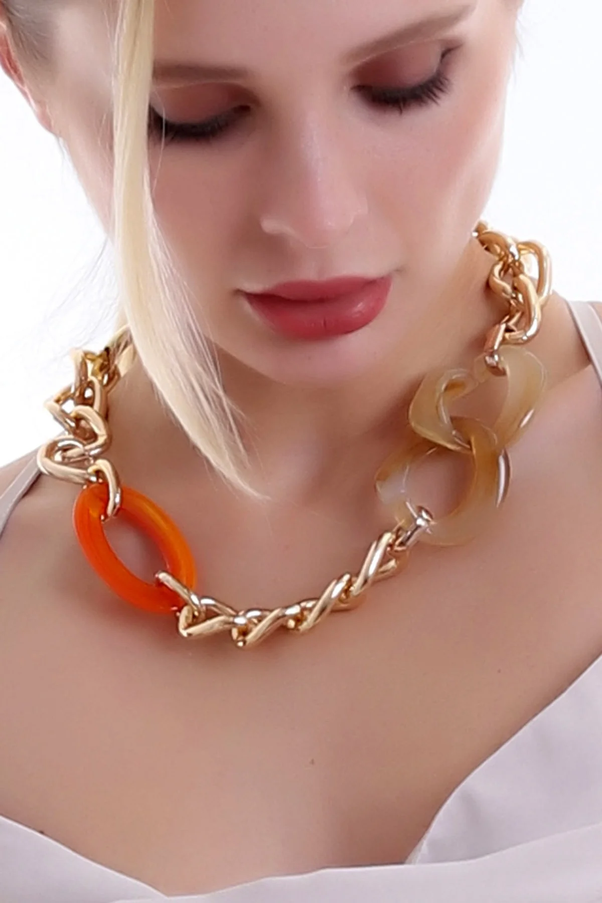 Özel Tasarım Halka Detaylı Zarif Ve Şık Halka Zincir Kolye