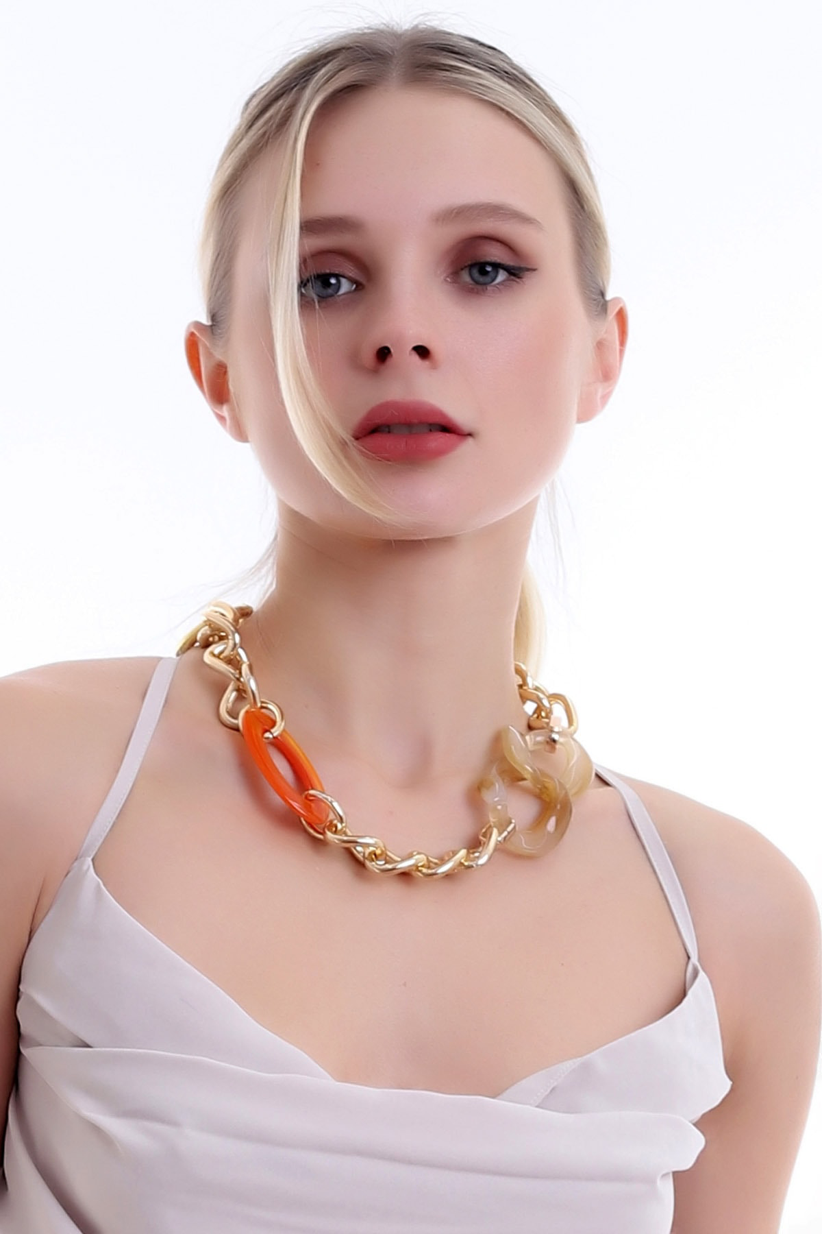 Özel Tasarım Halka Detaylı Zarif Ve Şık Halka Zincir Kolye