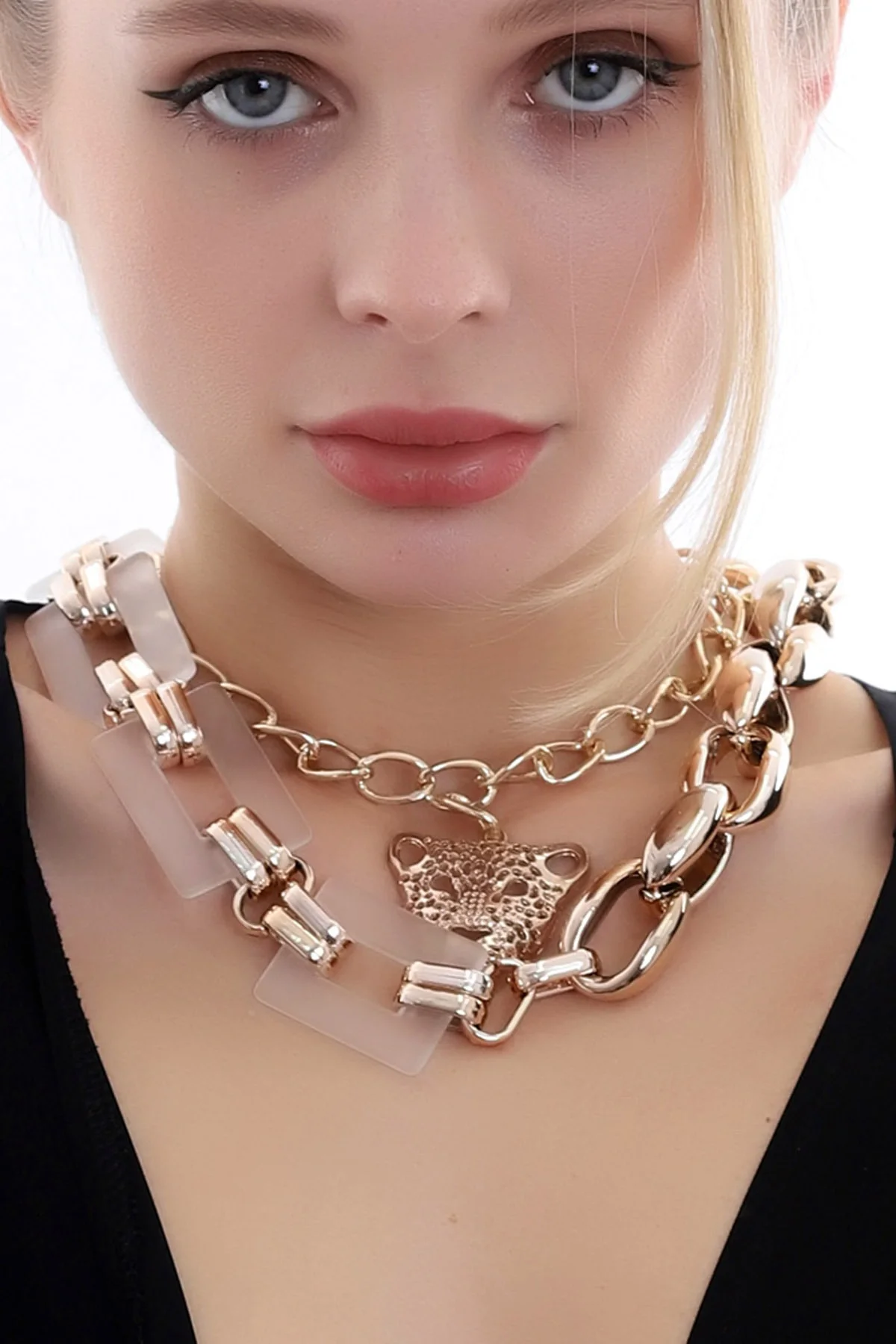 Özel Tasarım Kaplan Figürlü Zarif Ve Şık Halka Zincir Kolye