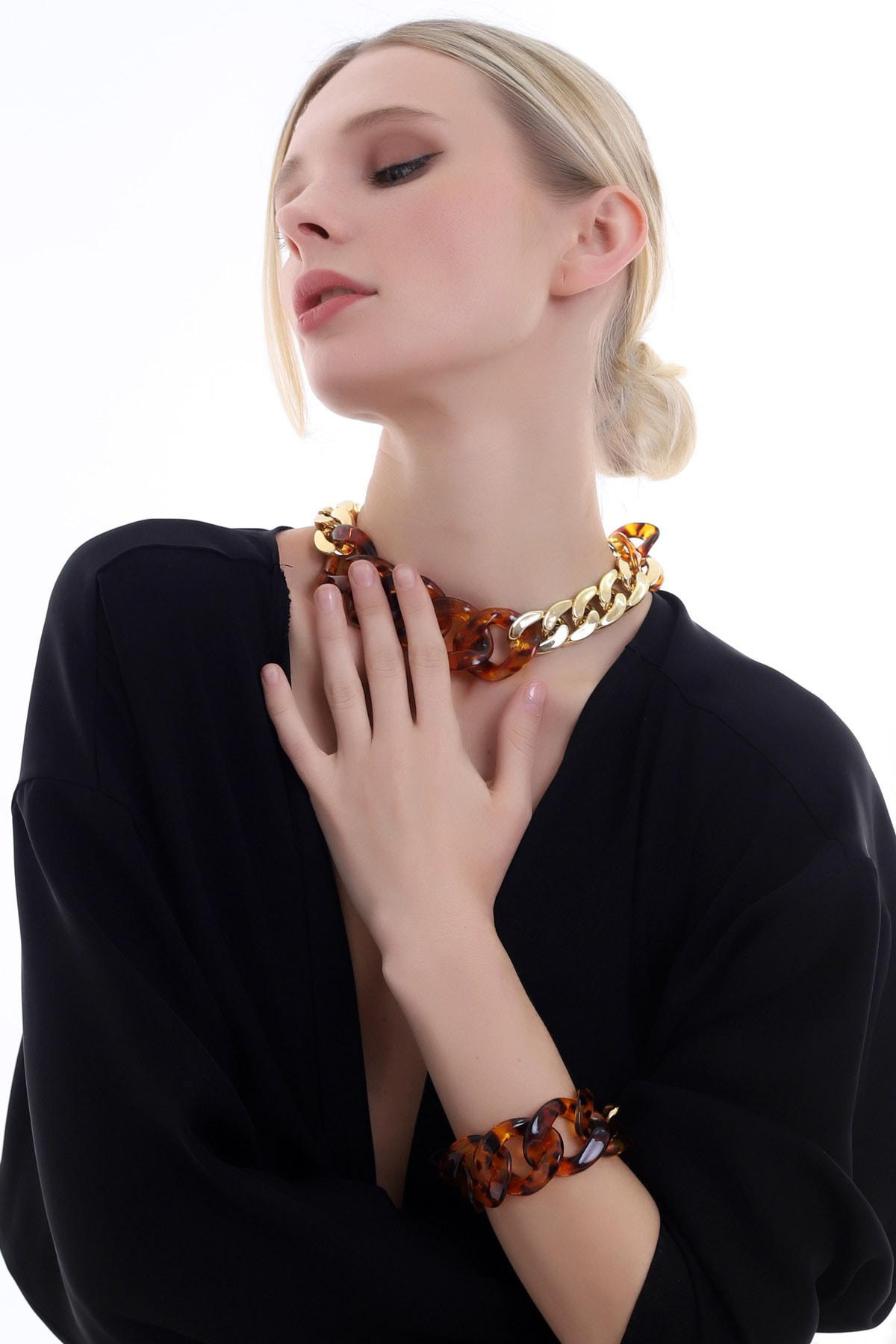 Dreamlike Özel Tasarim Leopar Desenli Gold Detayli Kolye Bileklik Set