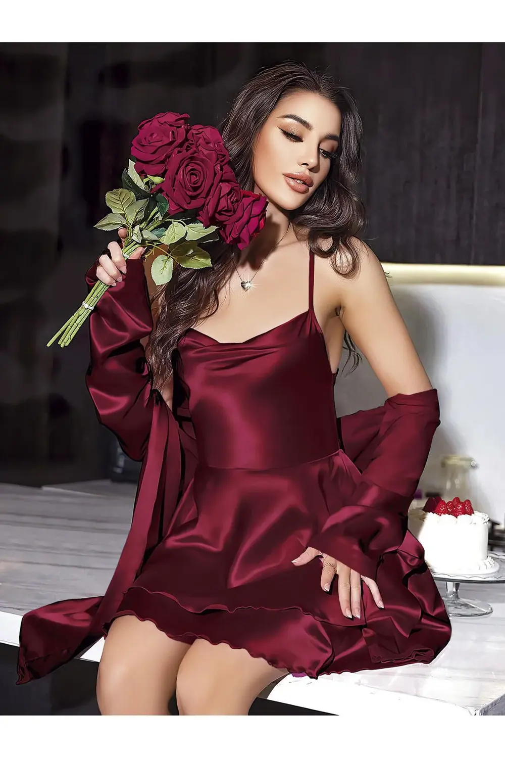 Özel Tasarım Sırt Dekolteli Sabahlıklı Saten Bordo 2'li Gecelik T