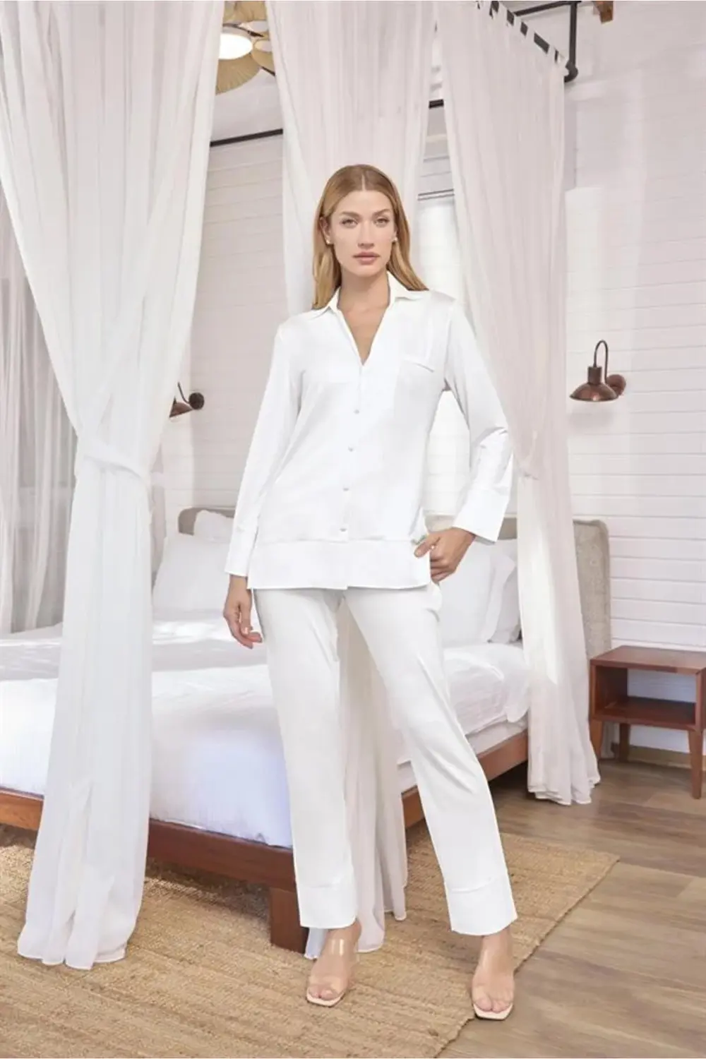 ÖZEL TASARIM UZUN KOLLU ÖNÜ DÜĞMELİ GÖMLEK YAKA PİJAMA TAKIMI