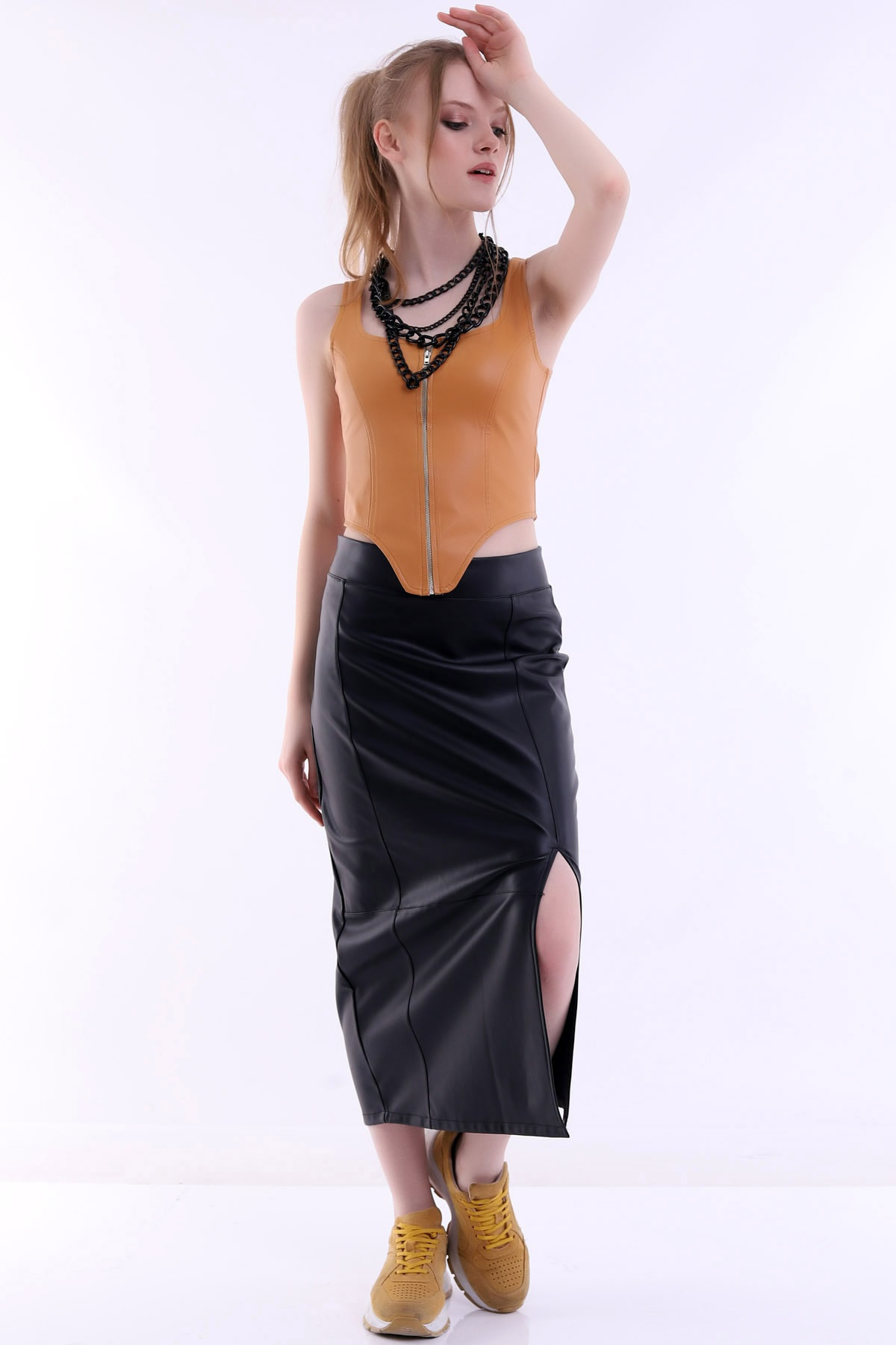 Dreamlike Özel Tasarım Yandan Yırtmaçlı Uzun Kalem Yumuşak Soft Deri Etek