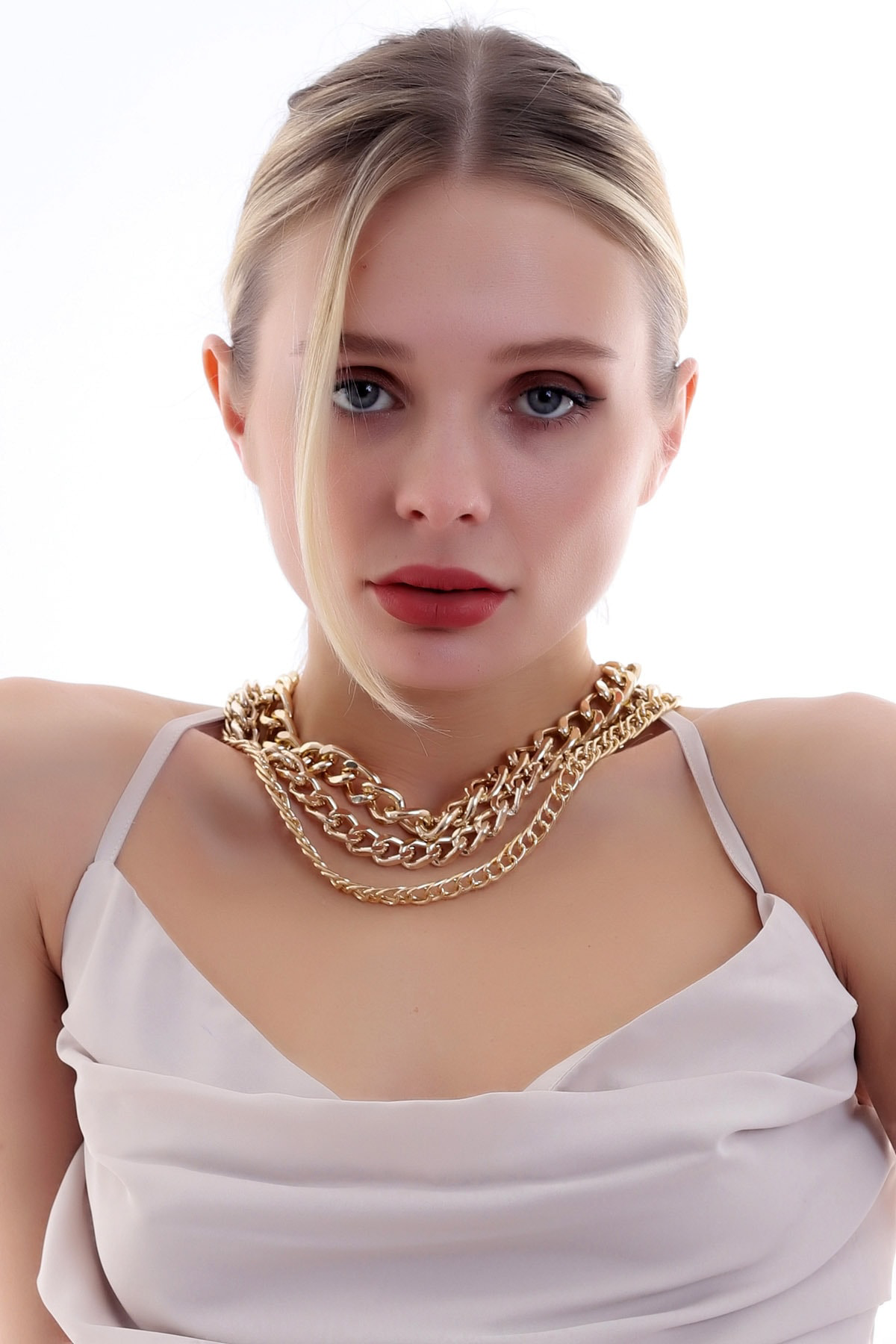 Özel Tasarım Zarif Ve Şık Kat Kat Zincir Kolye