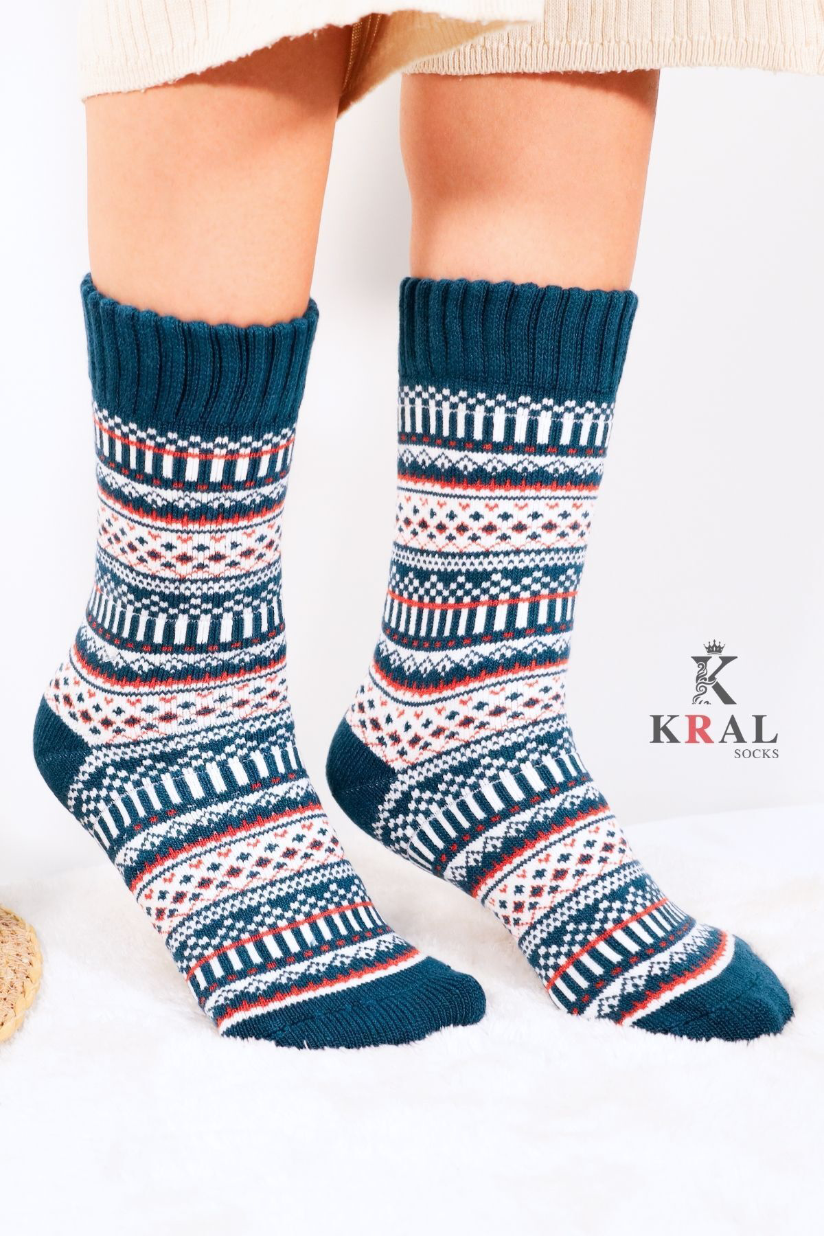 Özel Üretim (3 Çift) Kalın Kışlık %100 Yün Çizgili - Motif Desenl Özel Üretim (3 Çift) Kalın Kışlık %100 Yün Çizgili - Motif Desenl