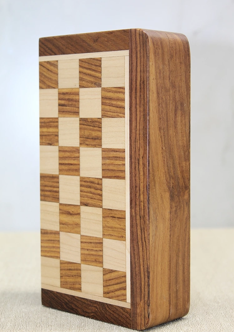 Just Cheap Store Özel Vernikli Mıknatıs Taşlı Ahşap Katlanabilir Kutulu Satranç Oy