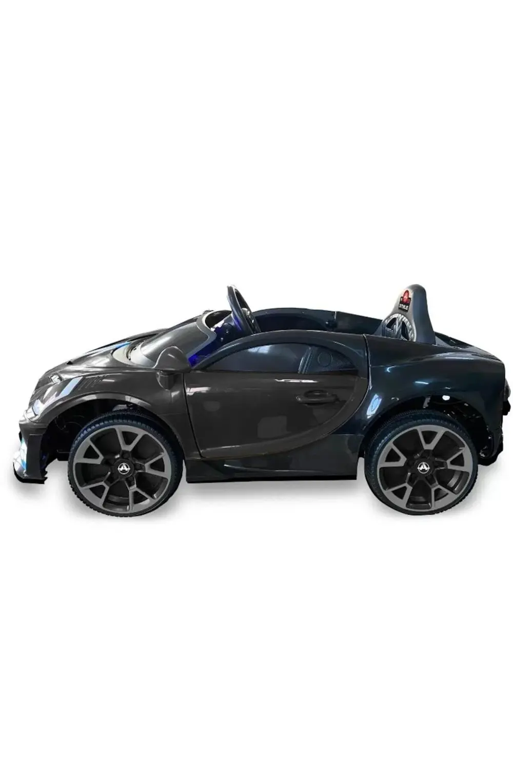 ÖZGÜNER OYUNCAK Blaze Uzaktan Kumandalı 4X2 12 VOLT Akülü Araba