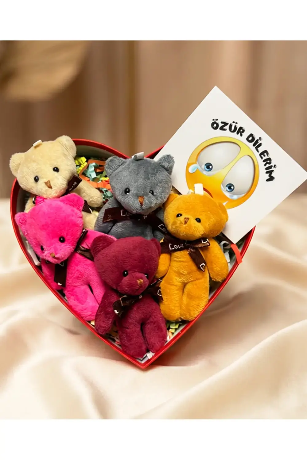 Özür Hediyesi Kalp Kutuda Rengarenk Ayıcıklar - Sevgiliye Özür -