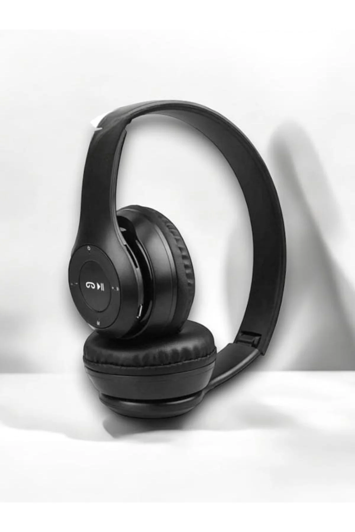 P47 Kulak Üstü Bluetooth Kulaklık