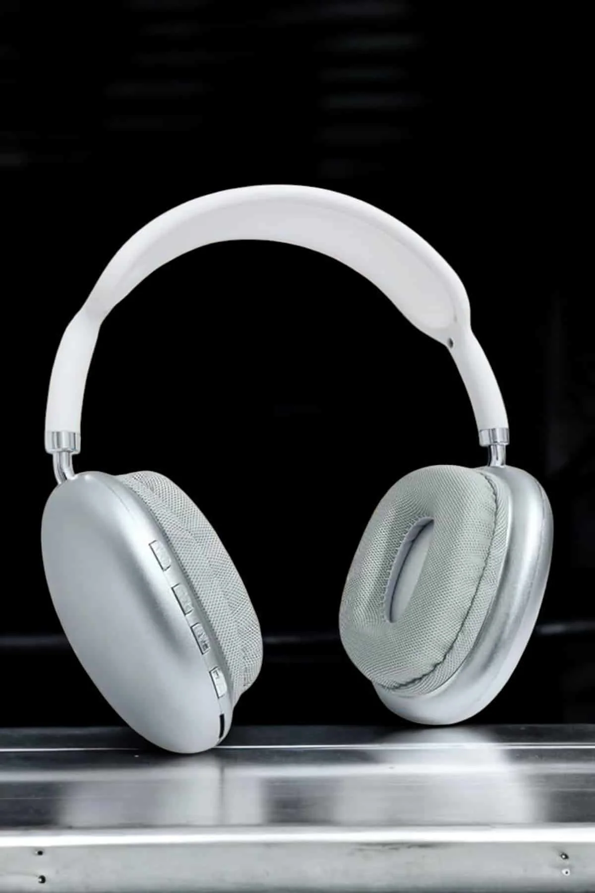 P9 Plus Kablosuz Kulak Üstü Bluetooth Kulaklık Beyaz Mikrofonlu K