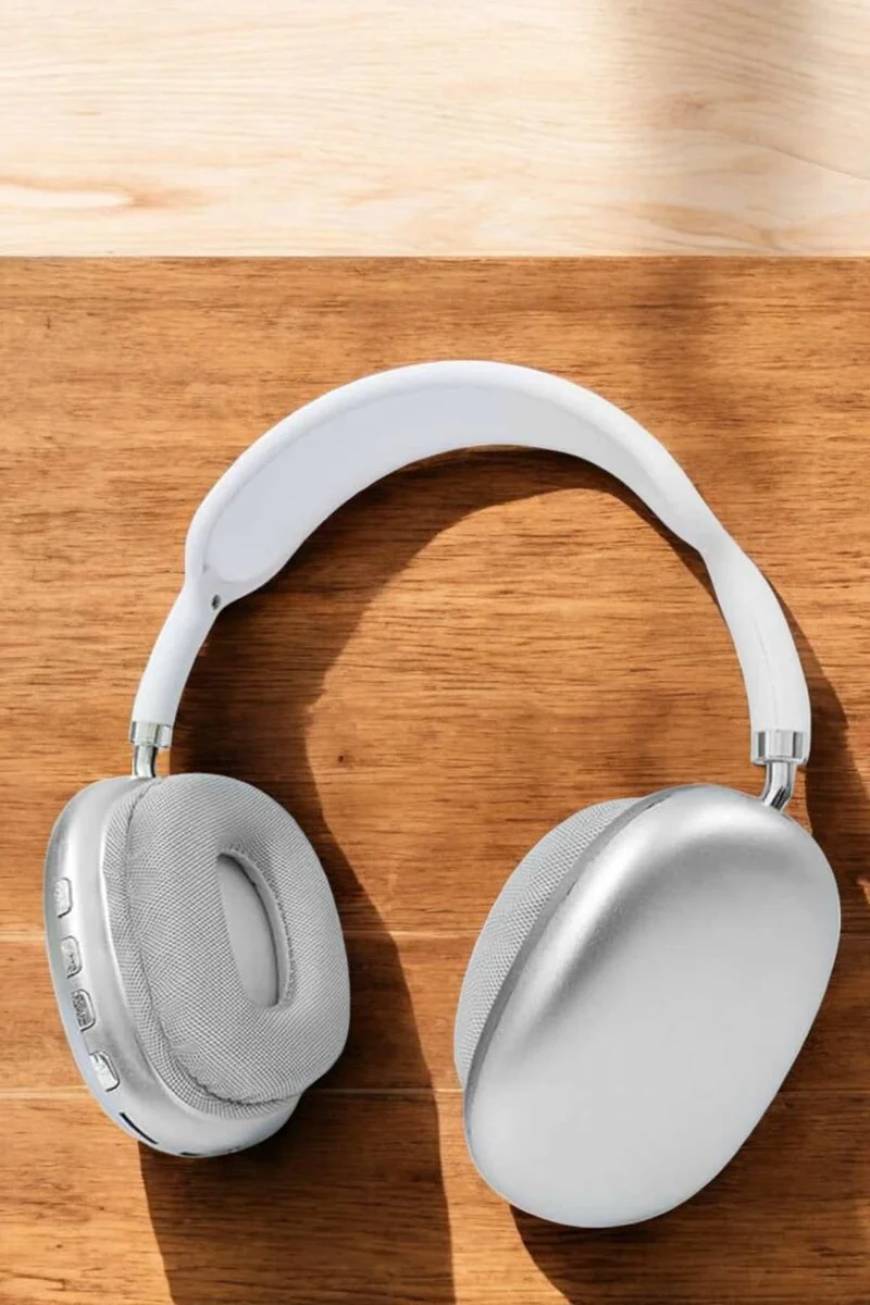 P9 Plus Kablosuz Kulak Üstü Bluetooth Kulaklık - Beyaz, Bluetooth v5.2, Gürültü Azaltma, Yüksek Ses Kalitesi