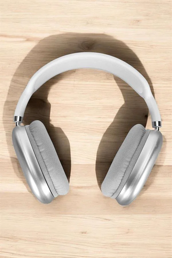 P9 Plus Kablosuz Kulak Üstü Bluetooth Kulaklık Beyaz Mikrofonlu K