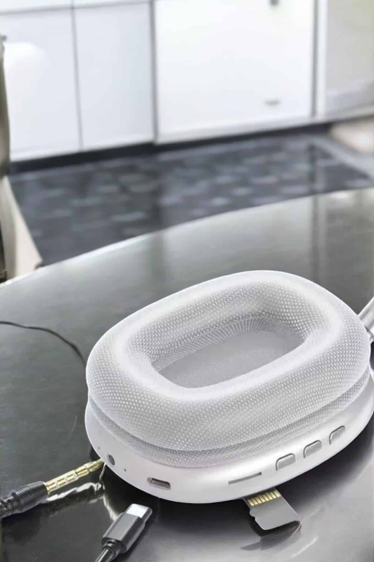 P9 Plus Kablosuz Kulak Üstü Bluetooth Kulaklık Beyaz Yüksek Ses K