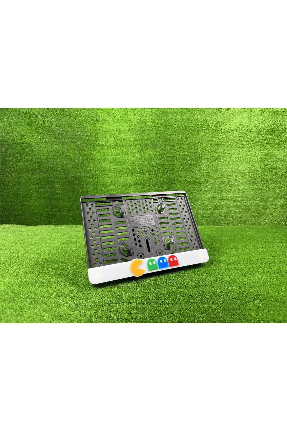 Pacman Beyaz 3d Kabrtmalı Pleksi Motor Plakalığı