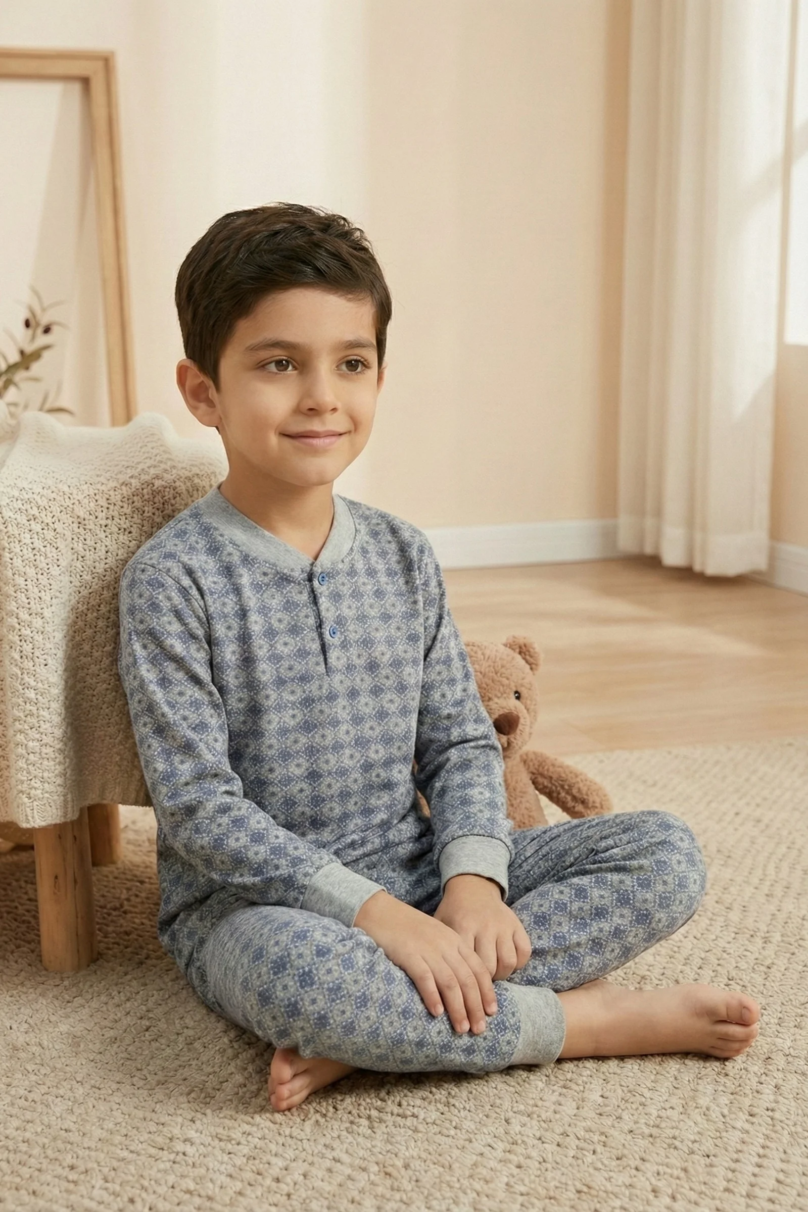 Pamuklu 2 iplik Şardonlu Manşetli Düğmeli Yaka Erkek Çocuk Pijama Takımı, Gri, 5-6 Yaş Fiyatı, Yorumları ve Özellikleri