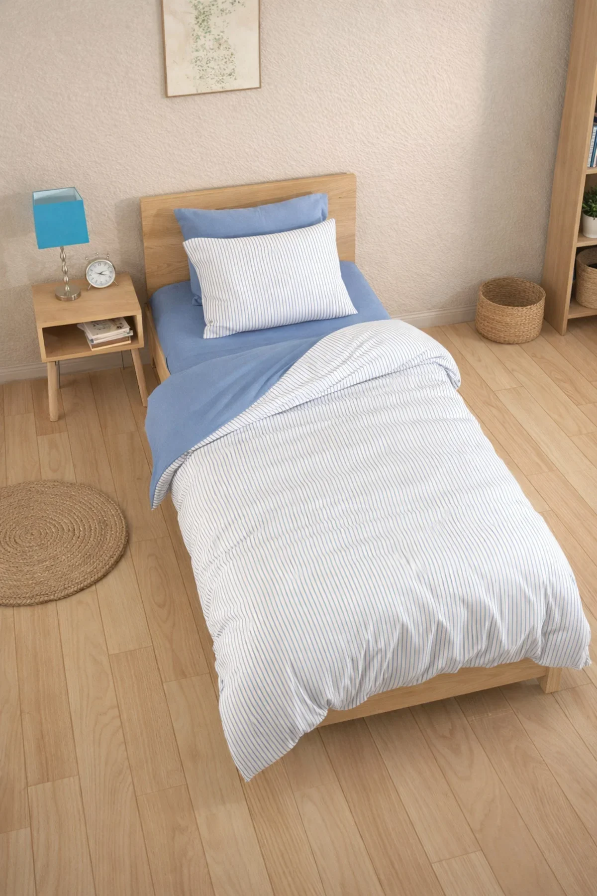 Pamuklu Çizgili Tek Kişilik Nevresim Seti 160x220 – Mavi & Beyaz, 1 Yastık Kılıfı Pamuklu Çizgili Tek Kişilik Nevresim Seti 160x220 – Mavi & Beyaz, 1 Yastık Kılıfı