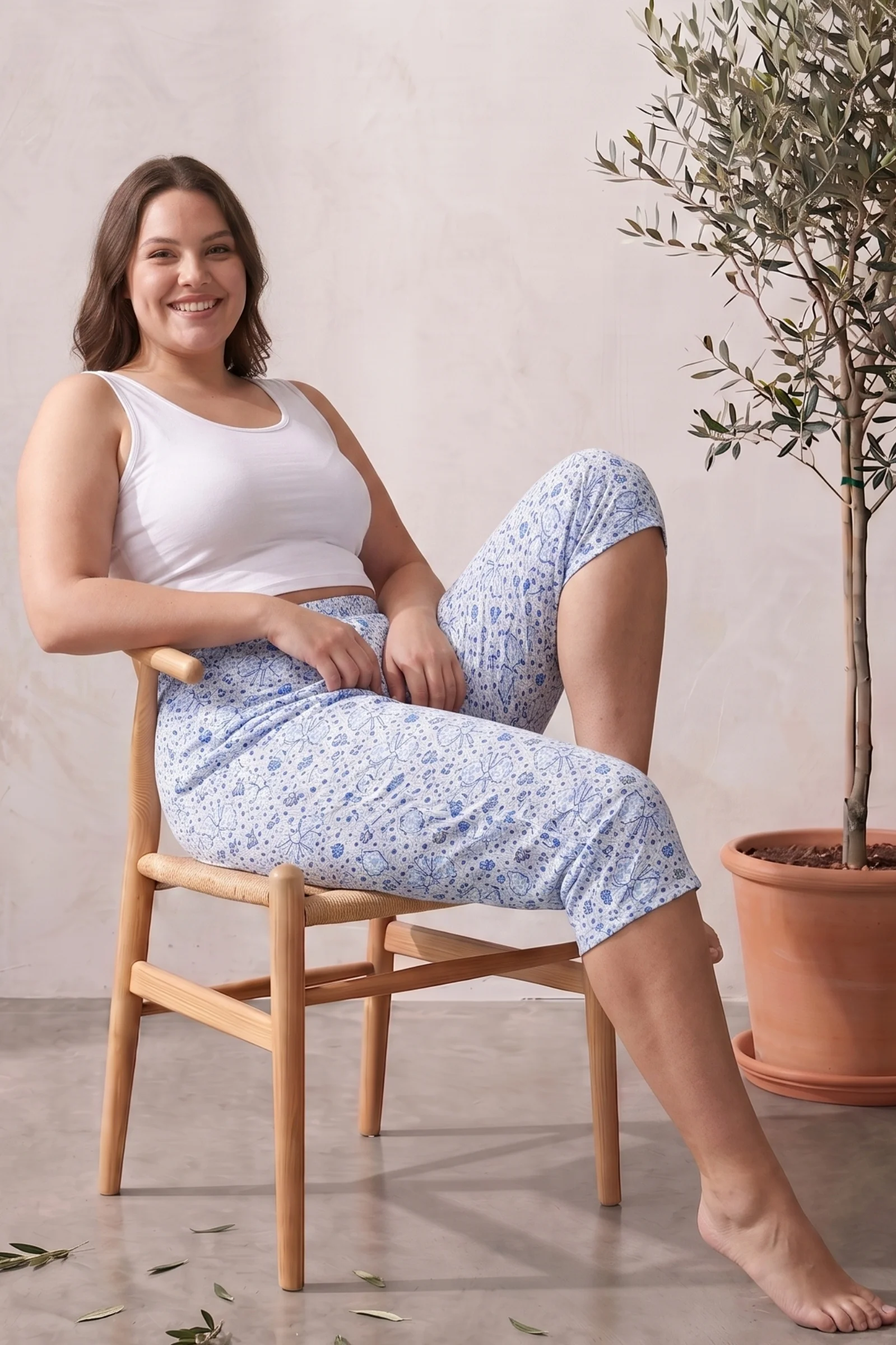 Pamuklu Desenli Büyük Beden Bermuda Kapri, Mavi-Beyaz, 4XL Pamuklu Desenli Büyük Beden Bermuda Kapri, Mavi-Beyaz, 4XL Fiyatı, Yorumları ve Özellikleri