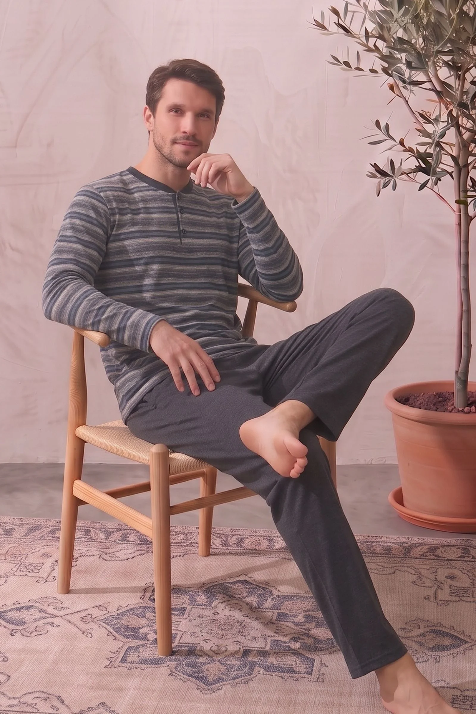 Pamuklu Düğmeli Yaka Uzun Kollu Çizgili Erkek Pijama Takımı, Gri, M Fiyatı, Yorumları ve Özellikleri