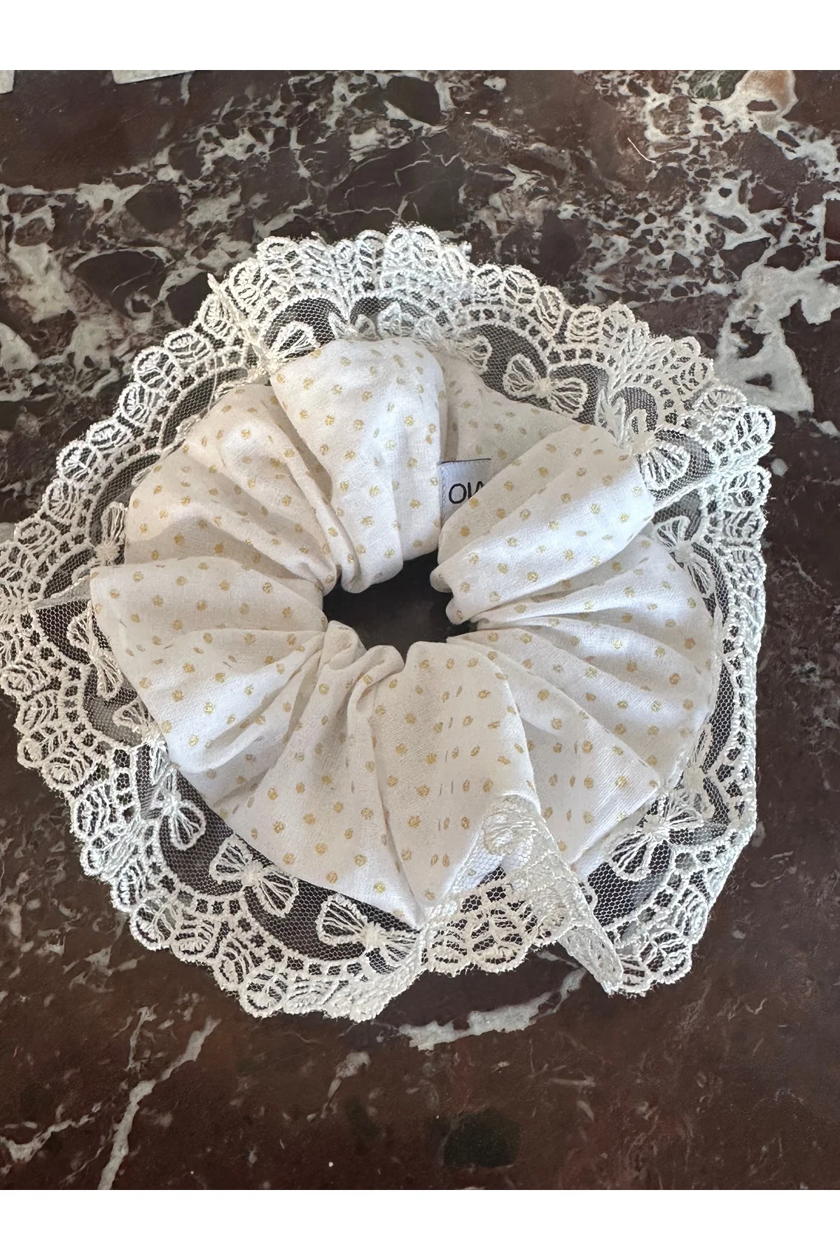 Pamuklu Gold Sim Puantiye Basklı Krem Fiyonk Dantel Scrunchie Lastik Toka