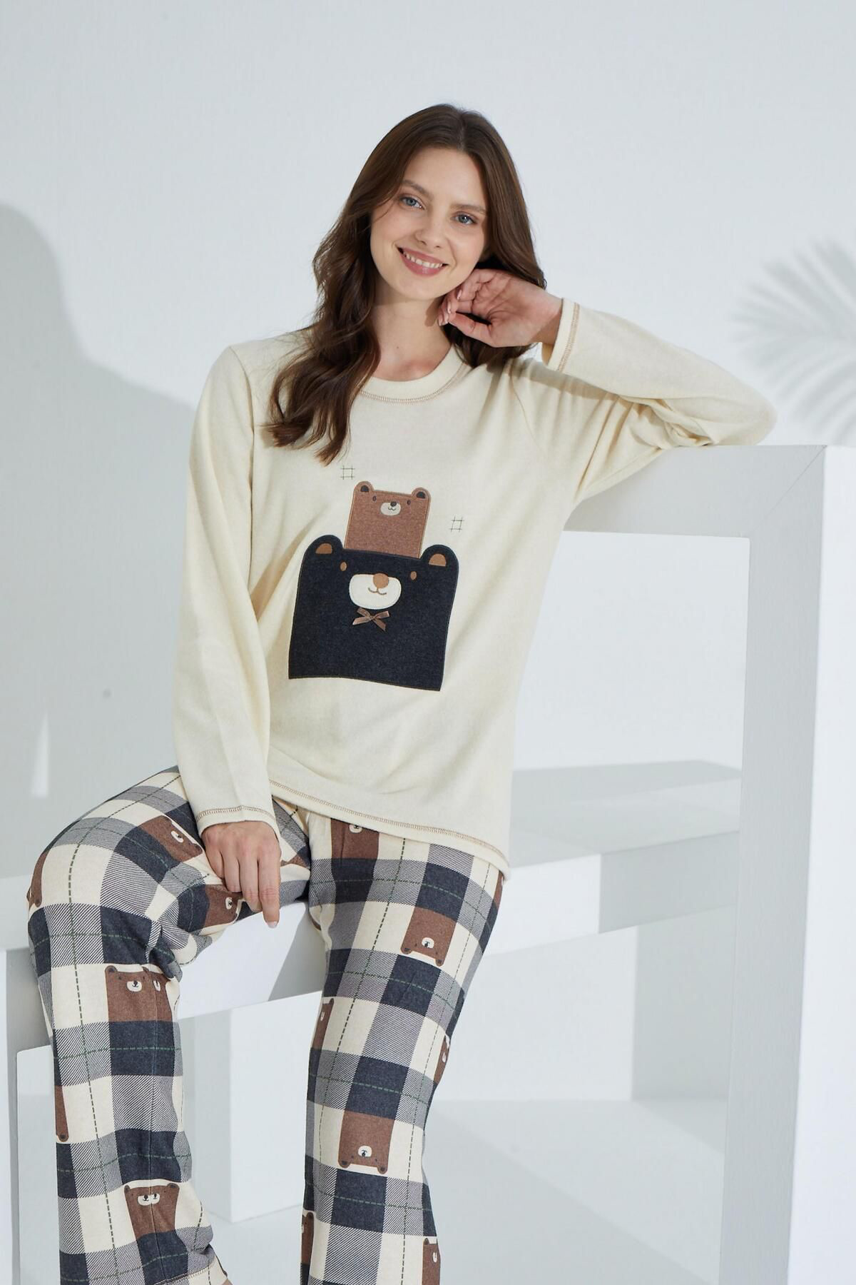 Etoile Pamuklu Uzun Kol Kadın Pijama Takımı Krem