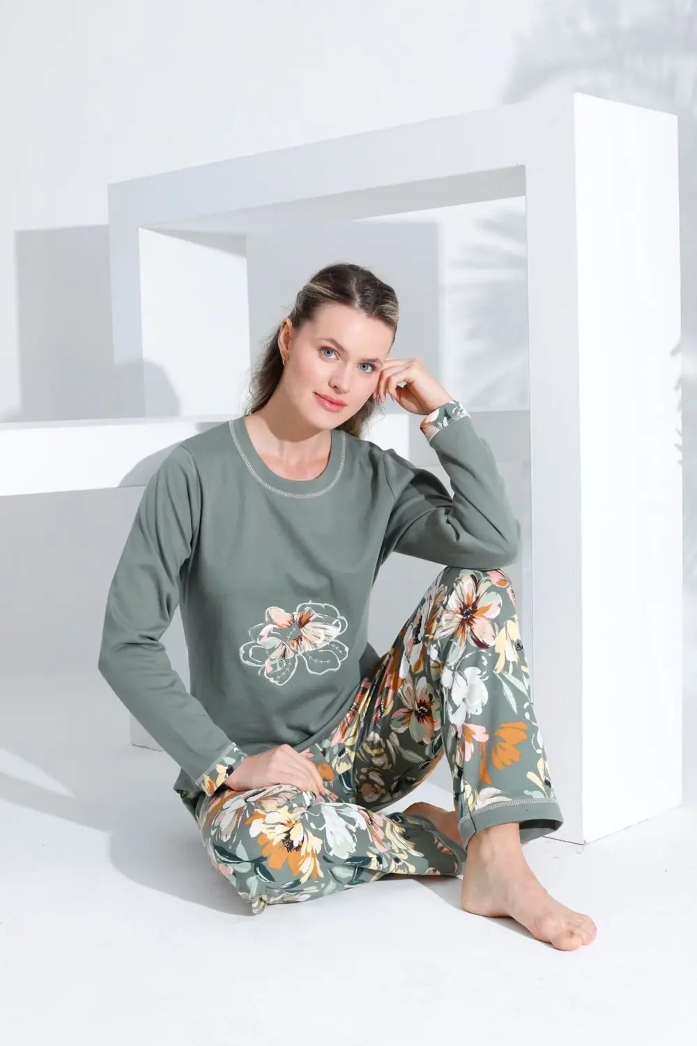 Pamuklu Uzun Kol Kadın Pijama Takımı HAKİ YEŞİL