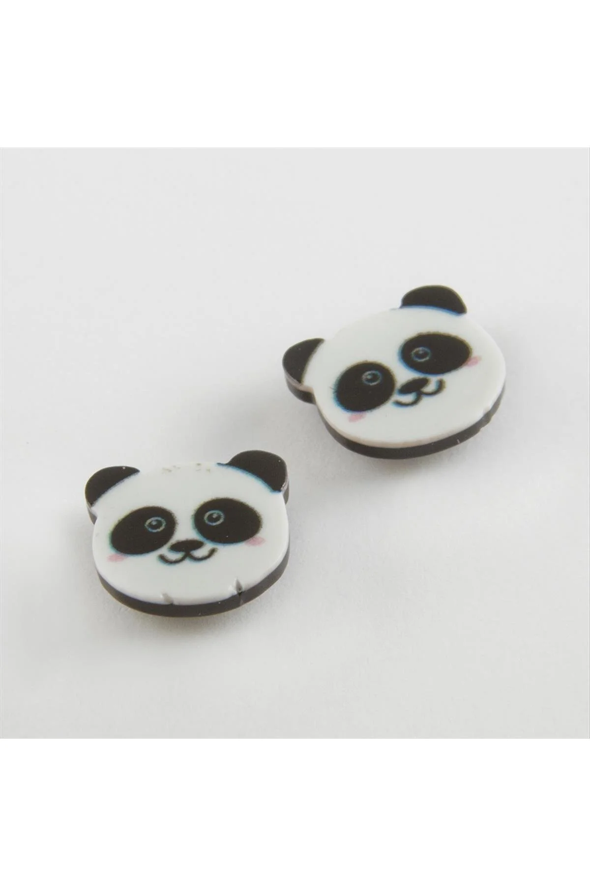 Panda Mıknatıslı Plastik Çocuk Küpesi Panda Mıknatıslı Plastik Çocuk Küpesi