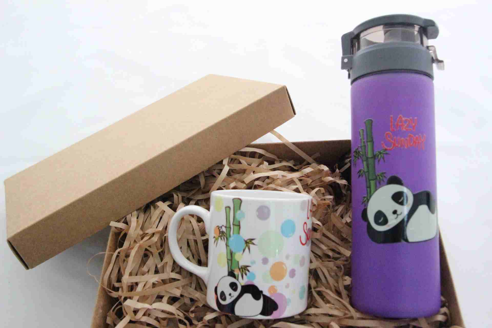 Panda Temalı Termos Ve Panda Baskılı Kupa Bardak Hediye Kutusu