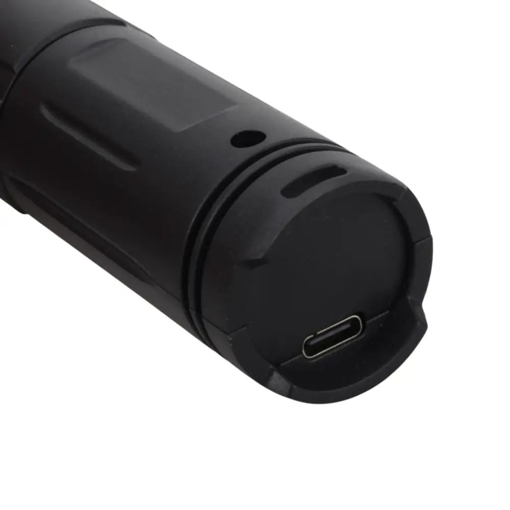 PANTHER PT-4228 USB ŞARJLI EL FENERİ PANTHER PT-4228 USB ŞARJLI EL FENERİ