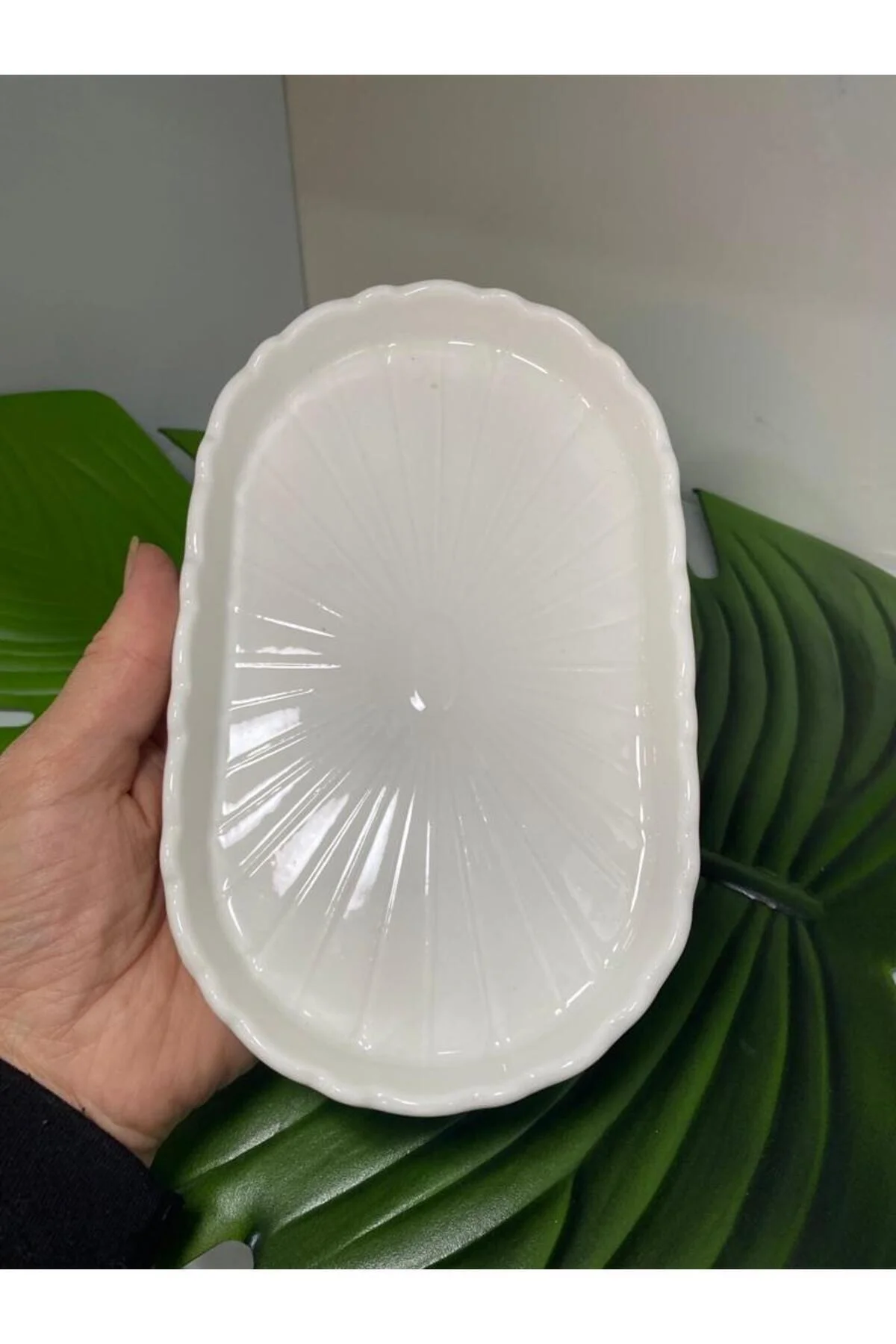 Papatya Desen Porselen Oval Sunum Tabağı
