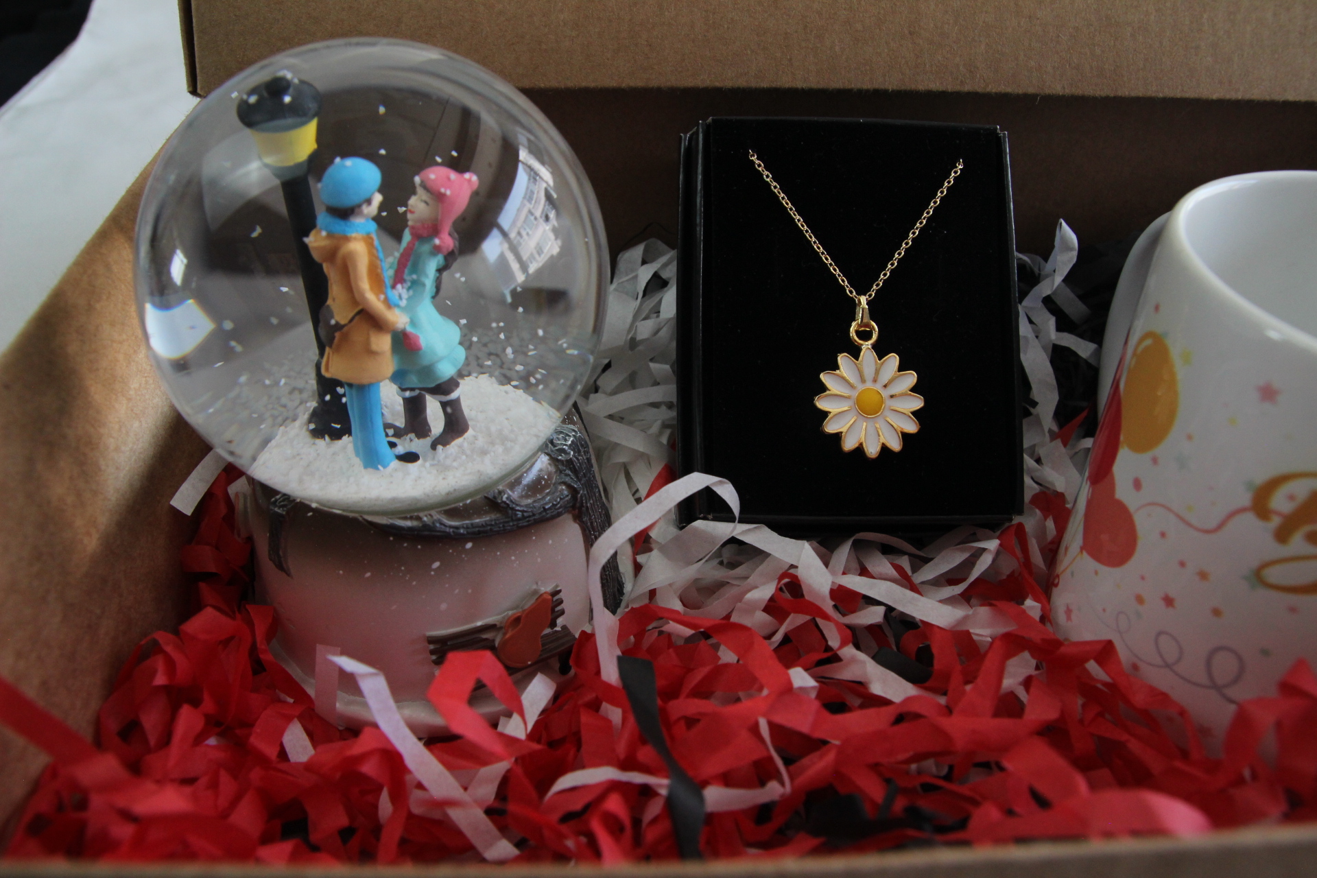 Home Papatya Kolye Doğum Günü Kupa Bardak Sevgili Aşıklar Kar Küresi Hediye Seti