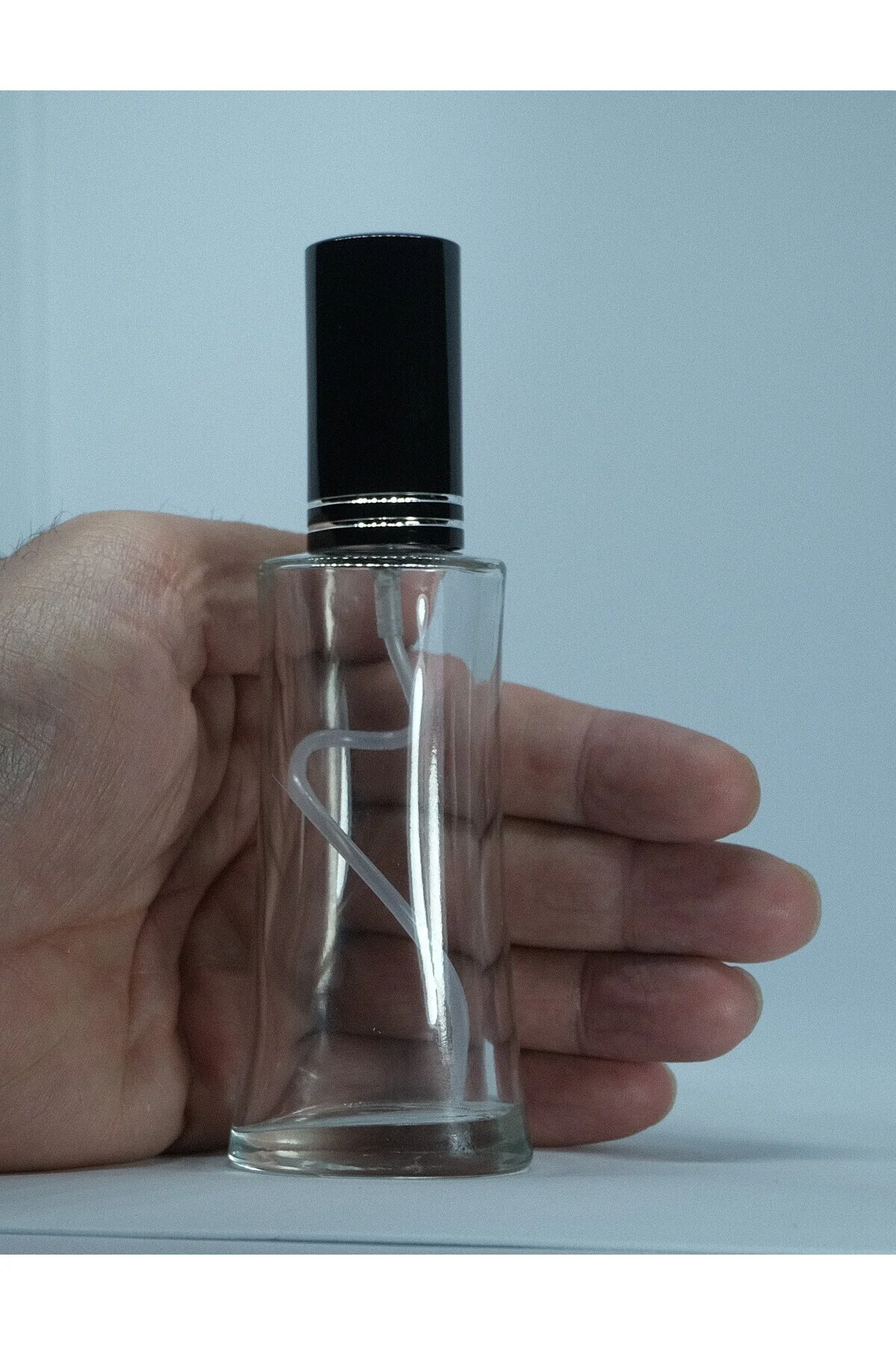 Parfüm Şişesi 50 ml 10 Adet (TEKRAR DOLDURULABİLİR) Siyah Kapak Plastik Valf Eyfel Boş Şişe
