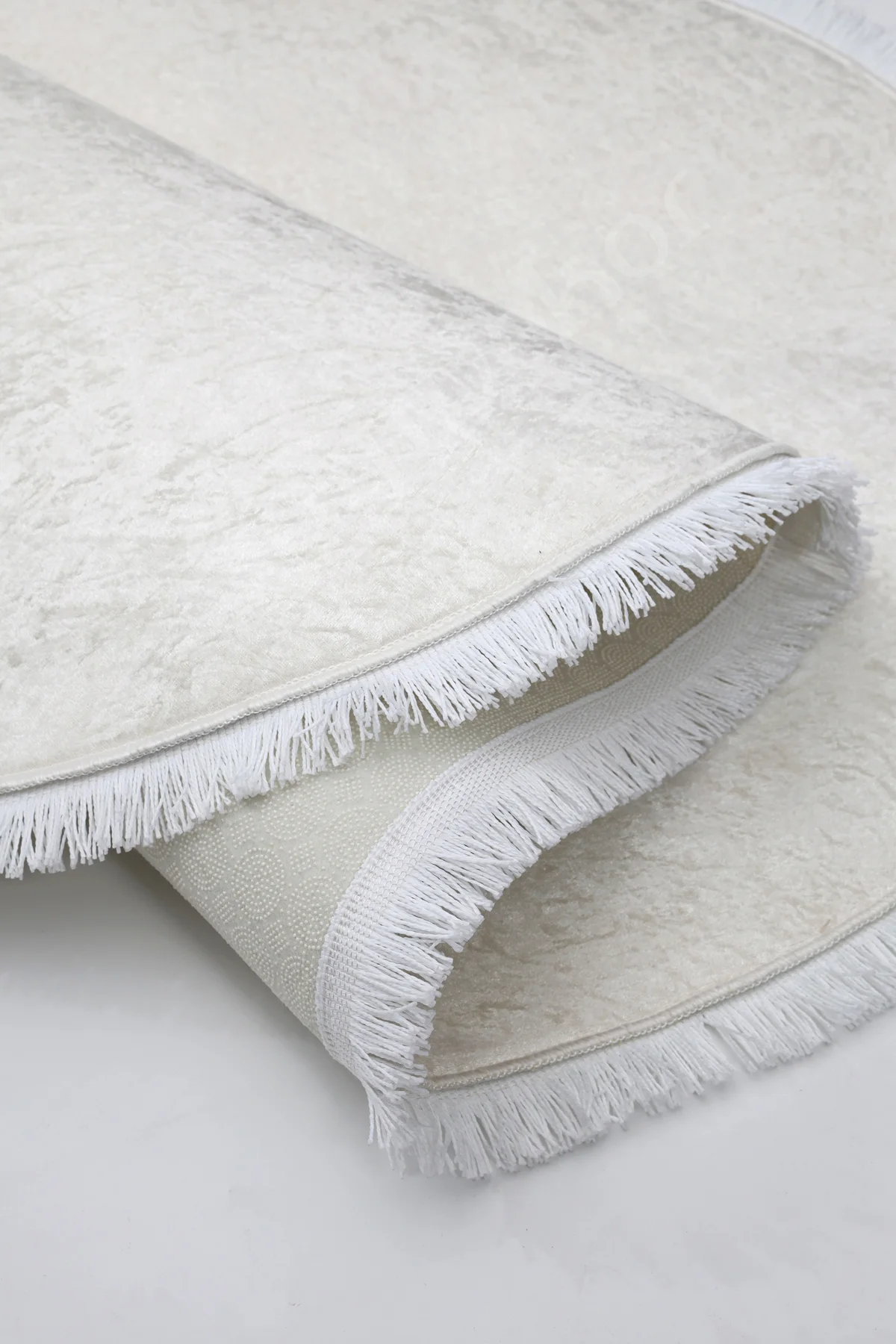 Parıltılı Oval Saçaklı Halı Açık Krem Silinebilir 150X220 - Görsel 4
