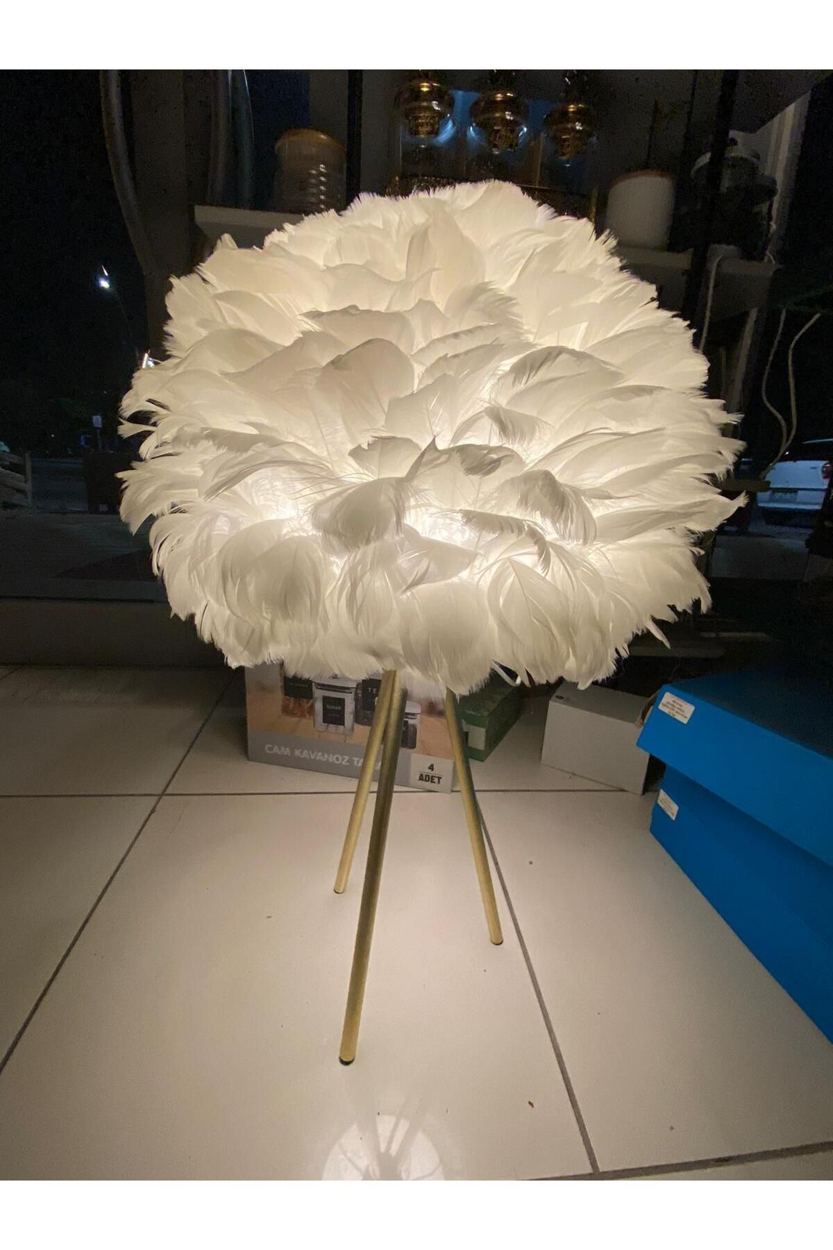 Elif Aksesuar Paris Beyaz Tüy Abajur