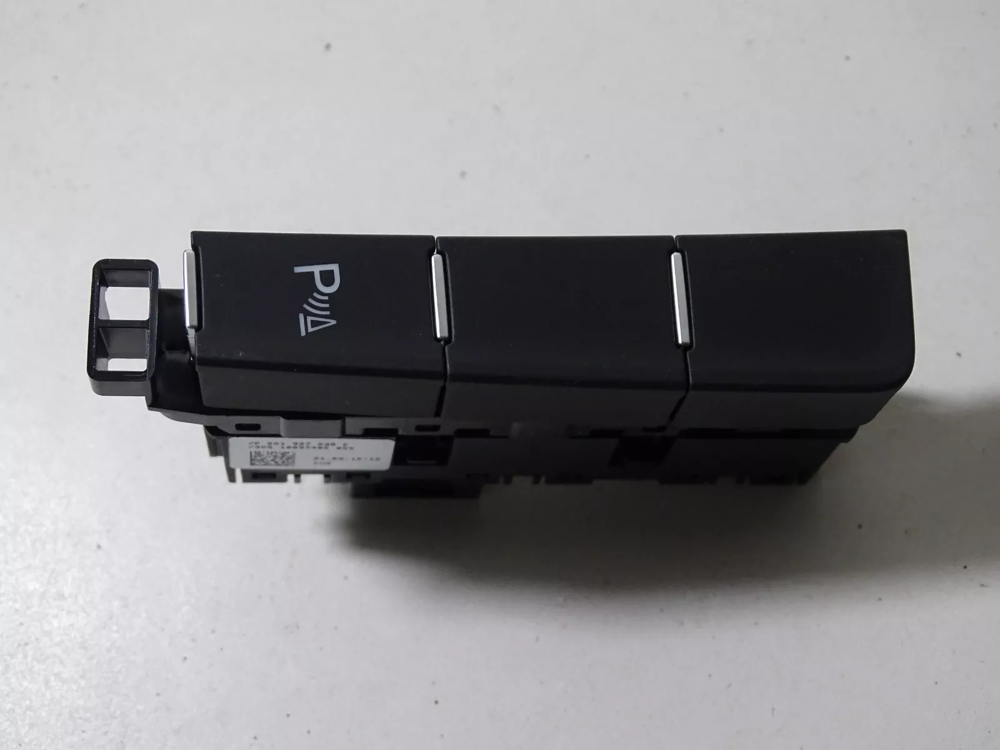 Park Sensörü Düğmesi (VW)(5G1927238E)