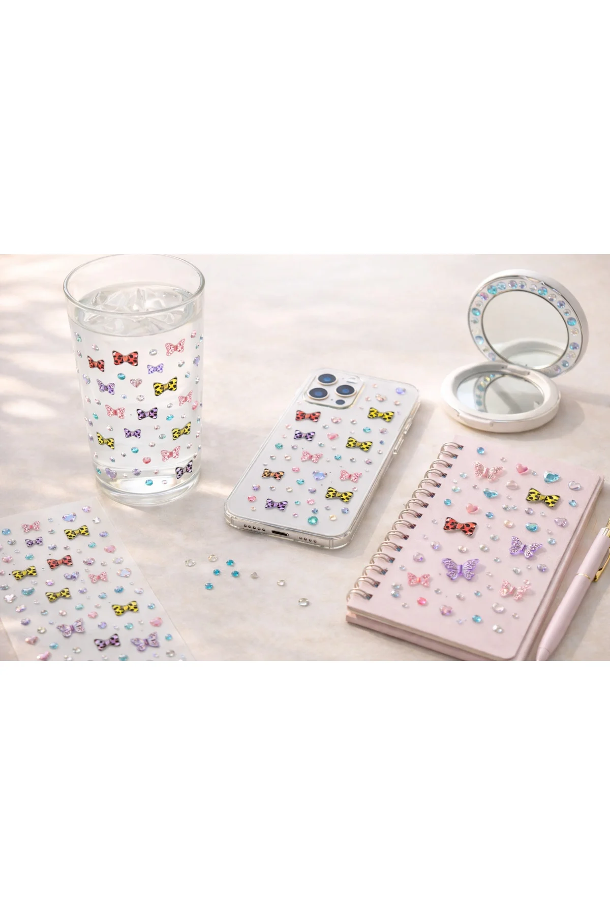 Parlak Işıltılı Taş Sticker Yapışkanlı Tırnak Saç Süs Dekor DIY Y Parlak Işıltılı Taş Sticker Yapışkanlı Tırnak Saç Süs Dekor DIY Y