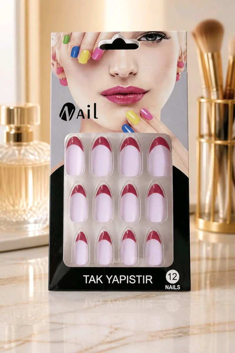 Parlak Lüks  Figürlü  Takma Tırnak (Tırnak Yapıştıcı Hediye)