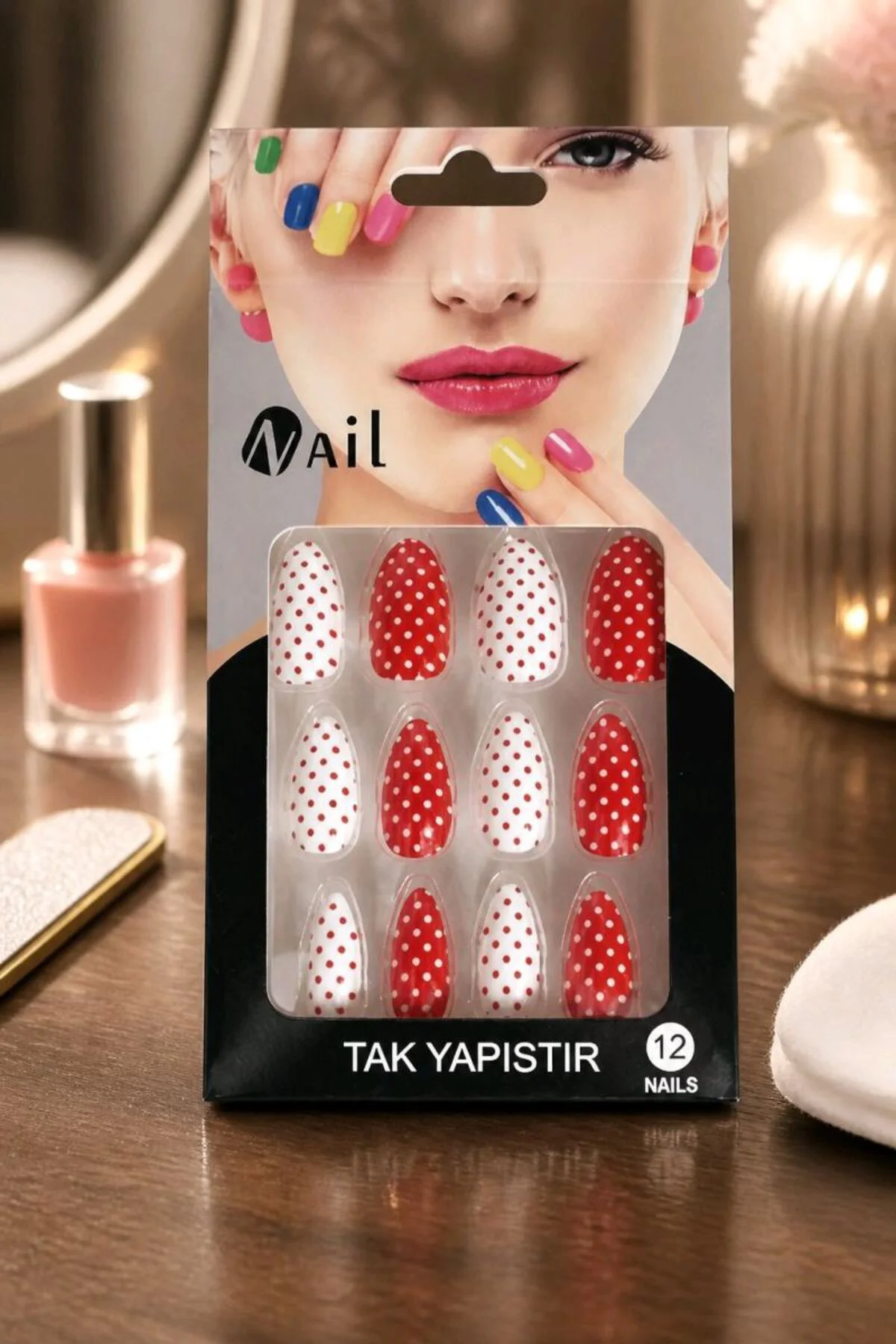 Parlak Lüks Figürlü Takma Tırnak (Tırnak Yapıştıcı Hediye)