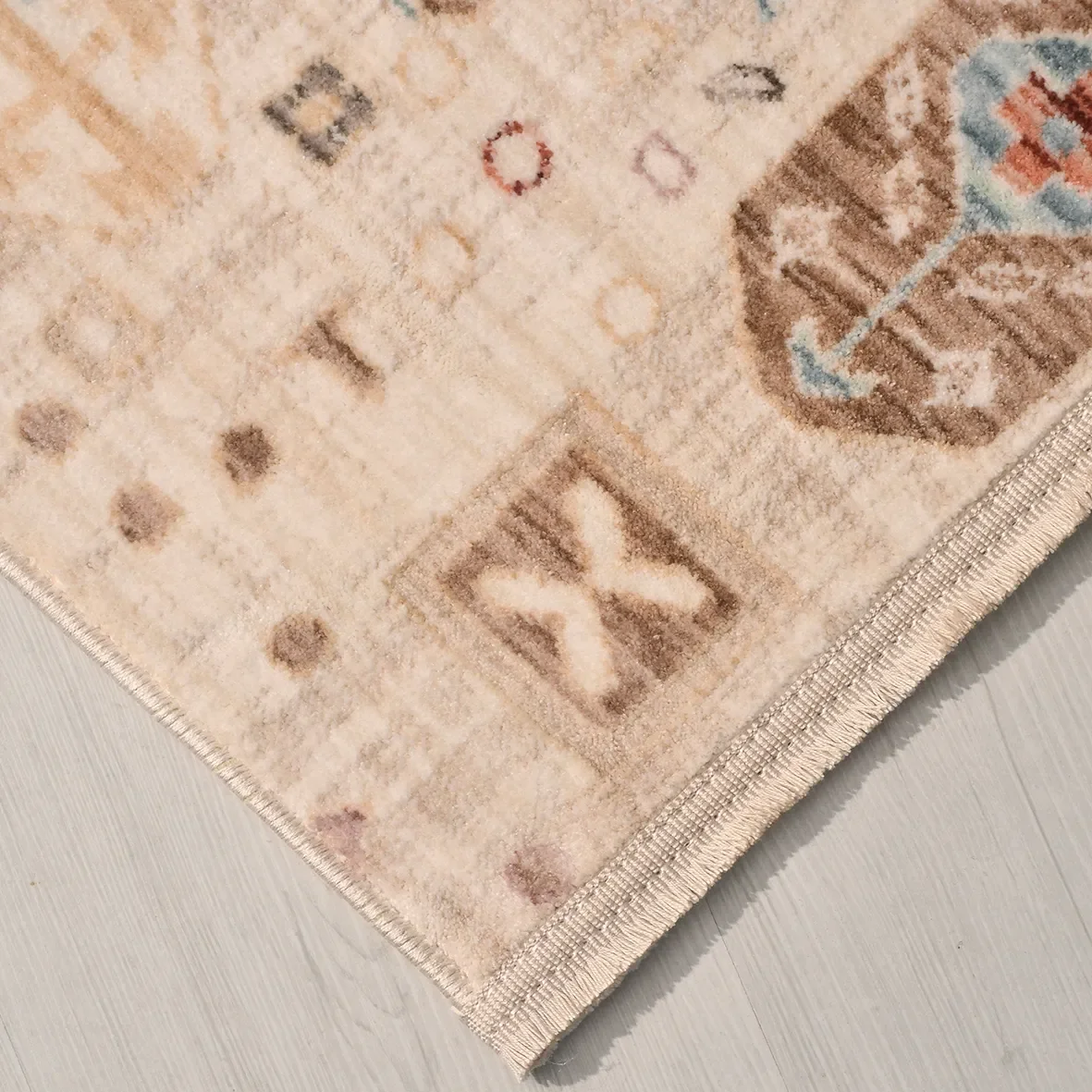 Parma Model Oturma Odası Halısı – 480.000 İlmek Sıklığı, 6 mm Hav Yüksekliği, Degrade Polyester Fiyatı, Yorumları ve Özellikleri