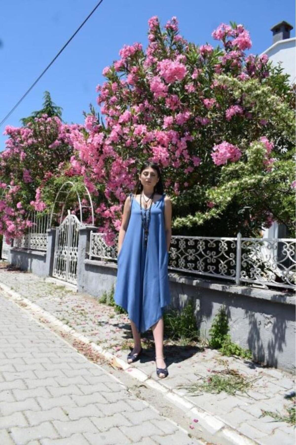 Yıldızistan Pasaklı Giyim Kadın Viskon Askılı Cepli Salaş Asimetrik Pantolon