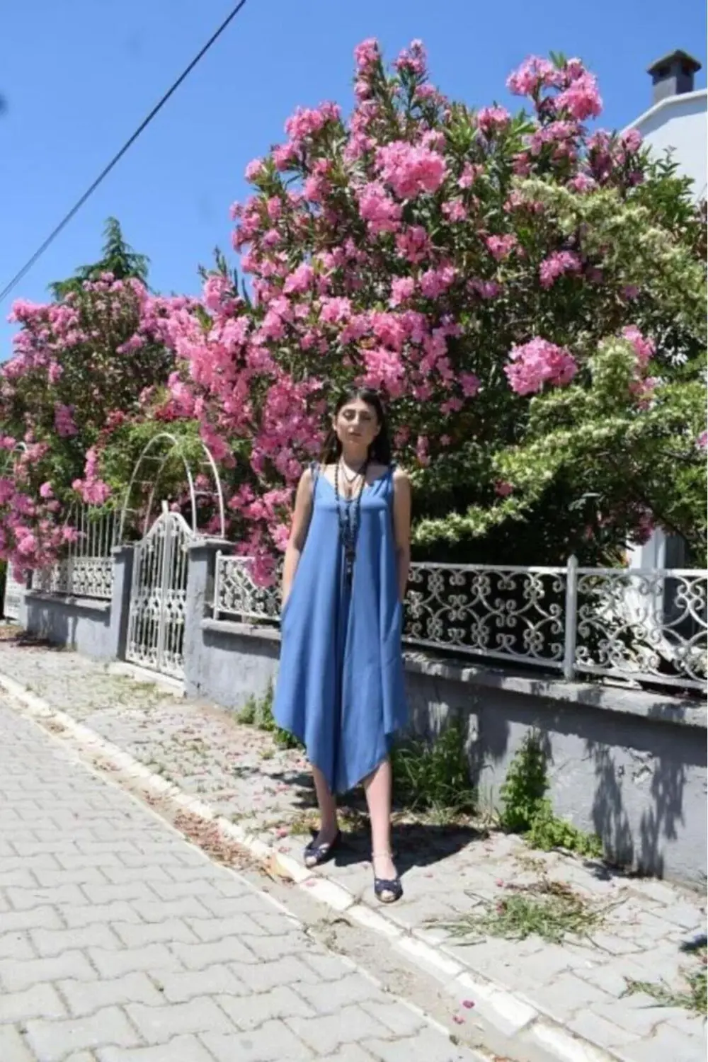 Pasaklı Giyim Kadın Viskon Askılı Cepli Salaş Asimetrik Pantolon